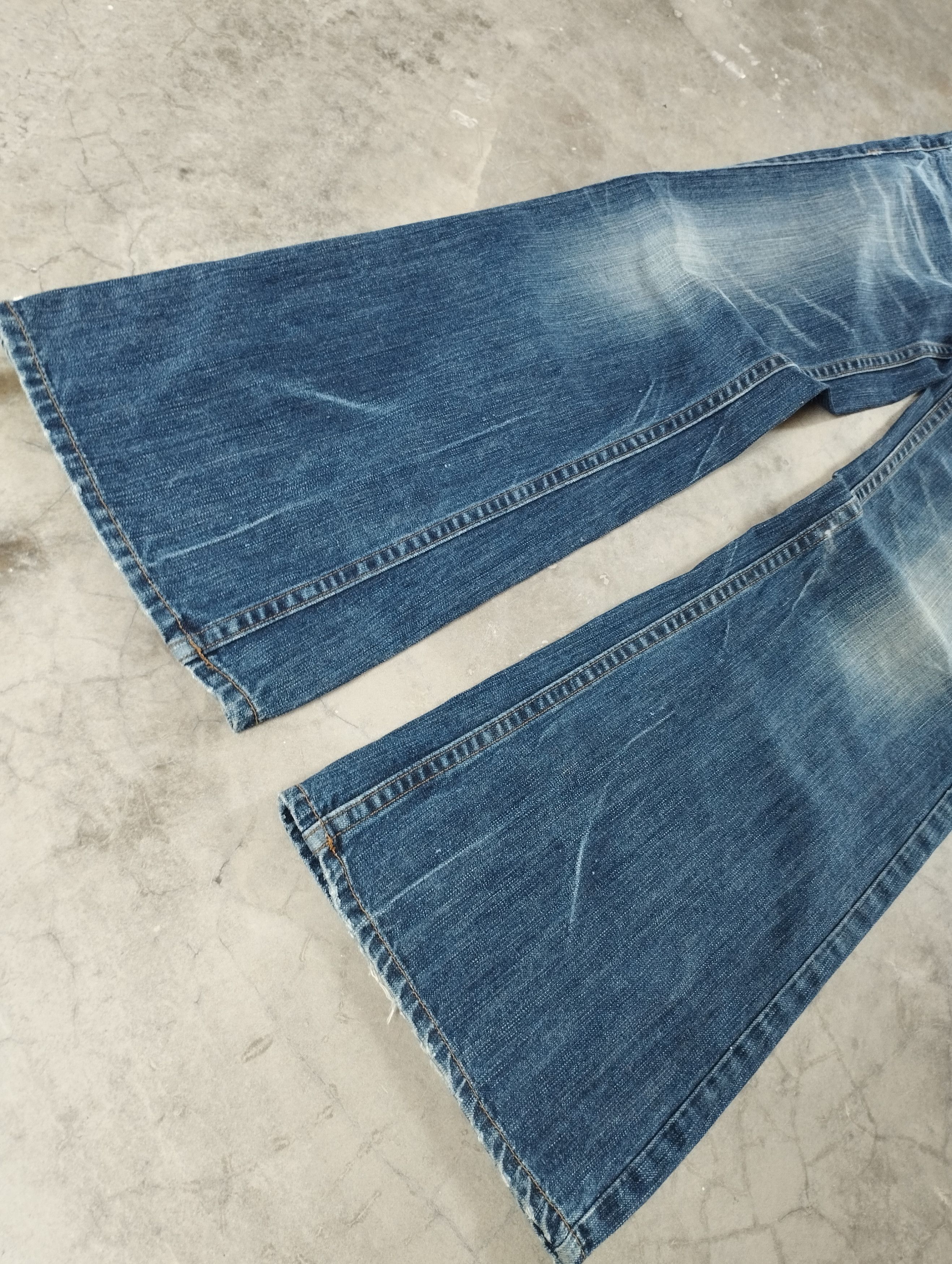 If Six Was Nine Super Flare Jeans Stone Wash Holic Bellbottom Bootcut Jeans Size US 27 - 3 Thumbnail