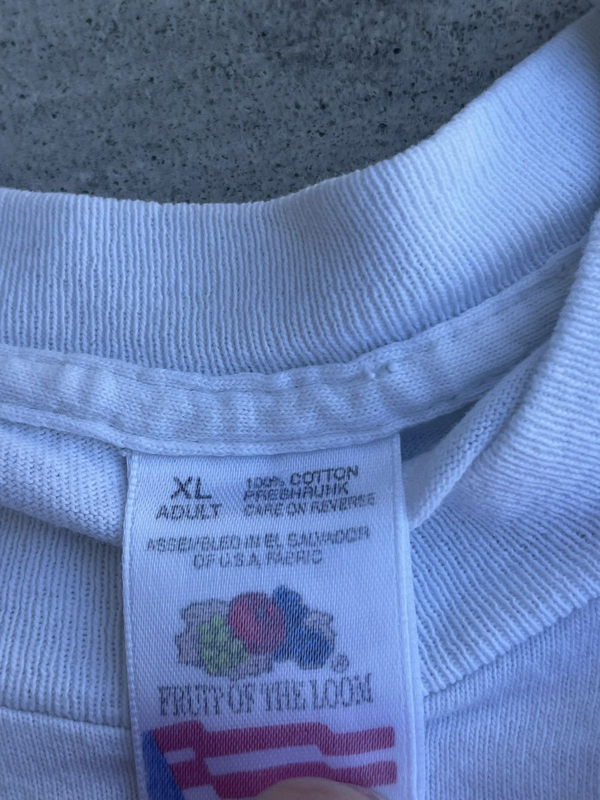 Fruit Of The Loom × Macys × Vintage Vintage 90s Macy’s “Celebrate Giving” Graphic Tee - XL Size US XL / EU 56 / 4 - 3 Thumbnail
