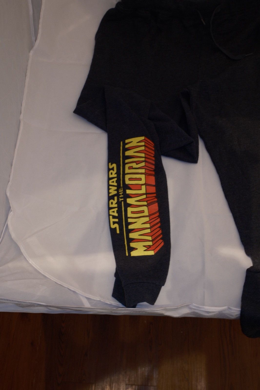 Other Mens L Mandalorian joggers Size US 32 / EU 48 - 2 Thumbnail