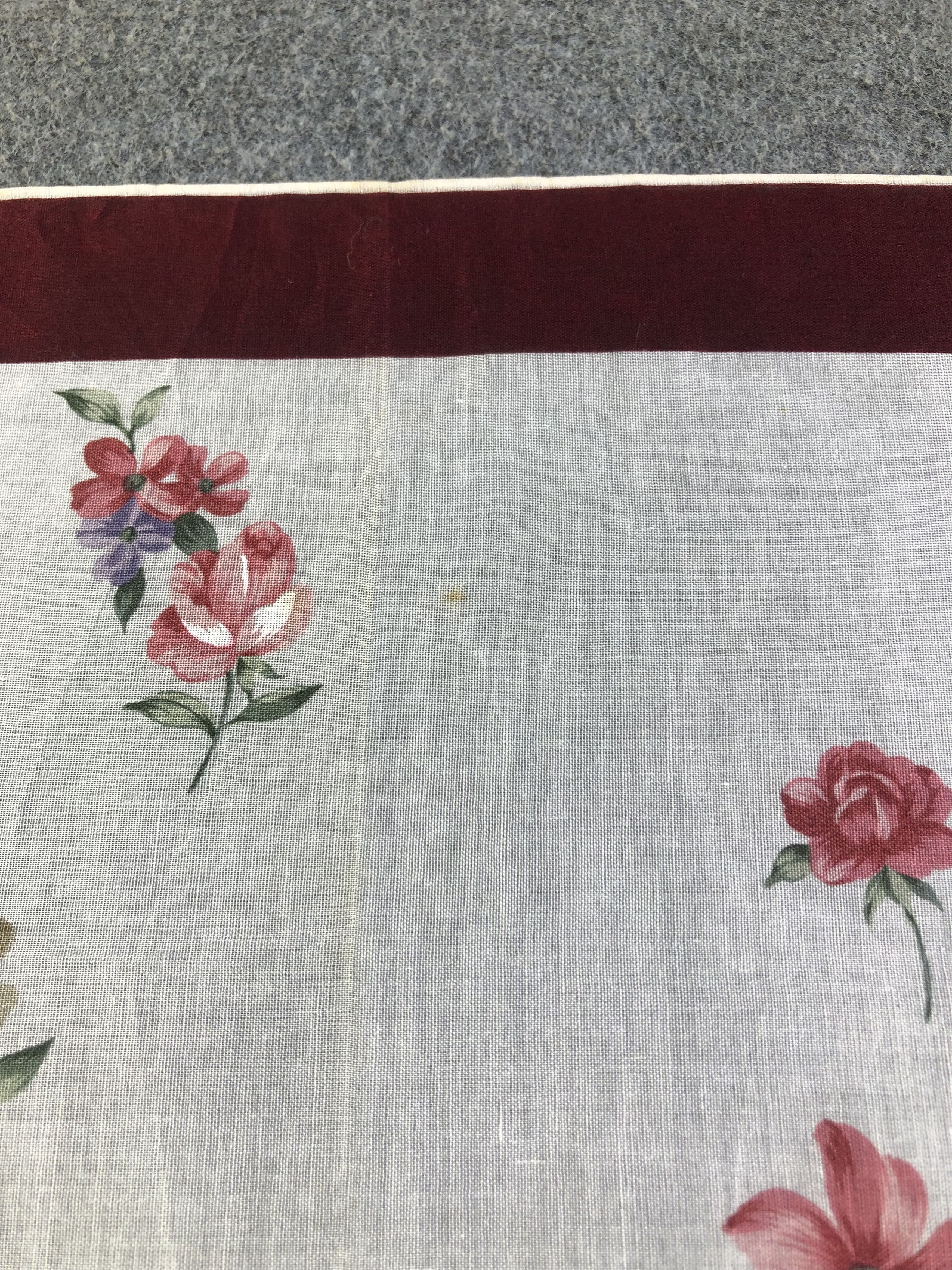 Yves Saint Laurent Yves Saint Laurent Handkerchief / Bandana / Neckerchief C367 Size ONE SIZE - 6 Thumbnail