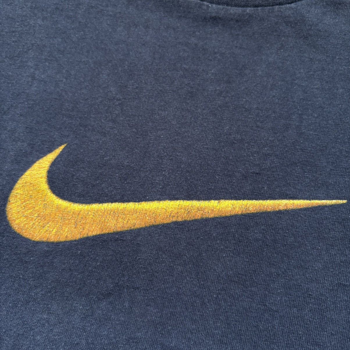 Nike × Vintage Vintage Nike T-Shirt Size US M / EU 48-50 / 2 - 3 Thumbnail