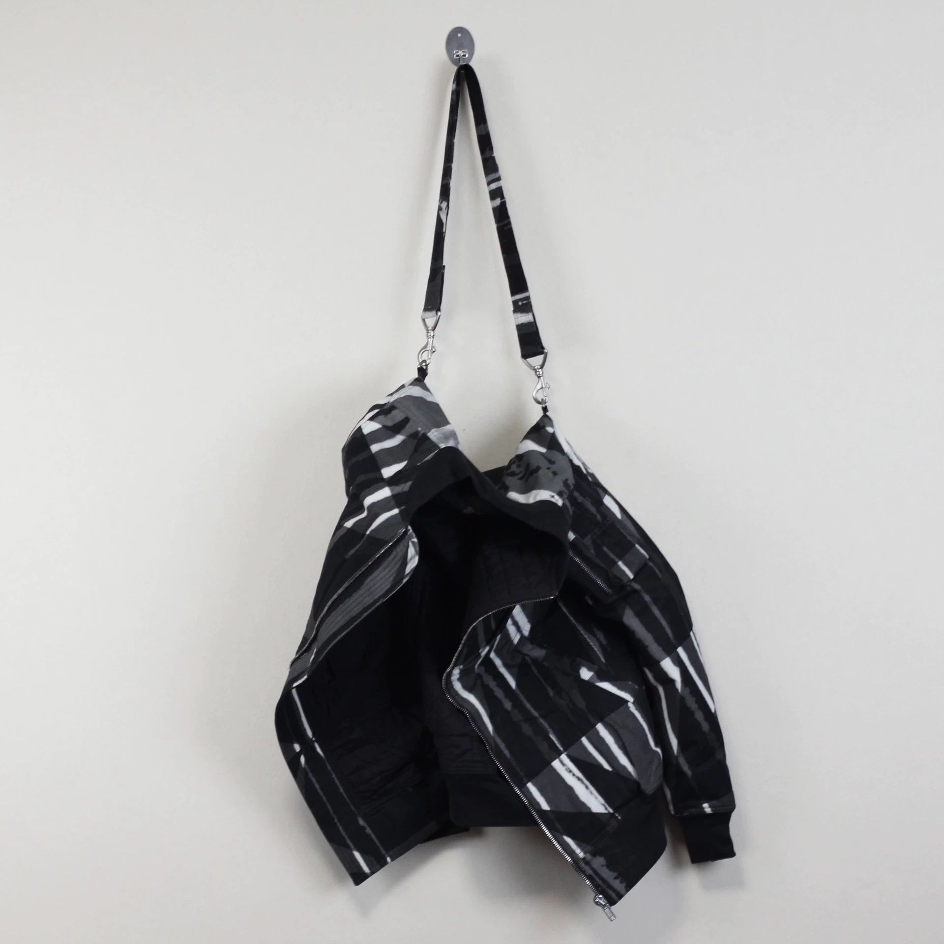 Rick Owens Rickowens double-stitched printed Ma 1 jacket. Size US S / EU 44-46 / 1 - 5 Thumbnail