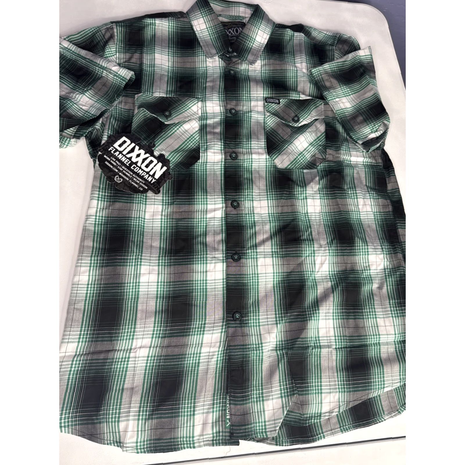 CO Dixxon Flannel Co “The Killarney” Bamboo Plaid Party Shirt Sz L Short Sleeve Shirt Men Green Flannel Plaid Bamboo Party Shirt L Mens Size US L / EU 52-54 / 3 - 3 Thumbnail