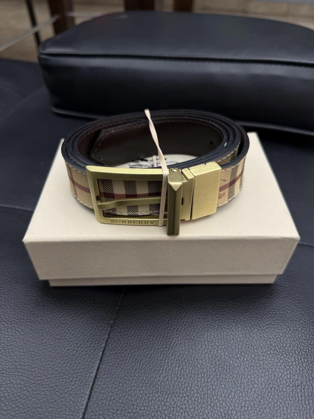 Burberry Burberry Leather Canvas Check Print Gold Buckle Belt 38/95 Size ONE SIZE - 1 Thumbnail