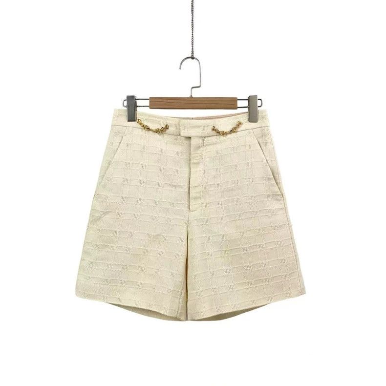 Gucci GucciBeige horse buckle shorts 2503-Nextarrow Size US 38 / EU 54 - 1 Thumbnail