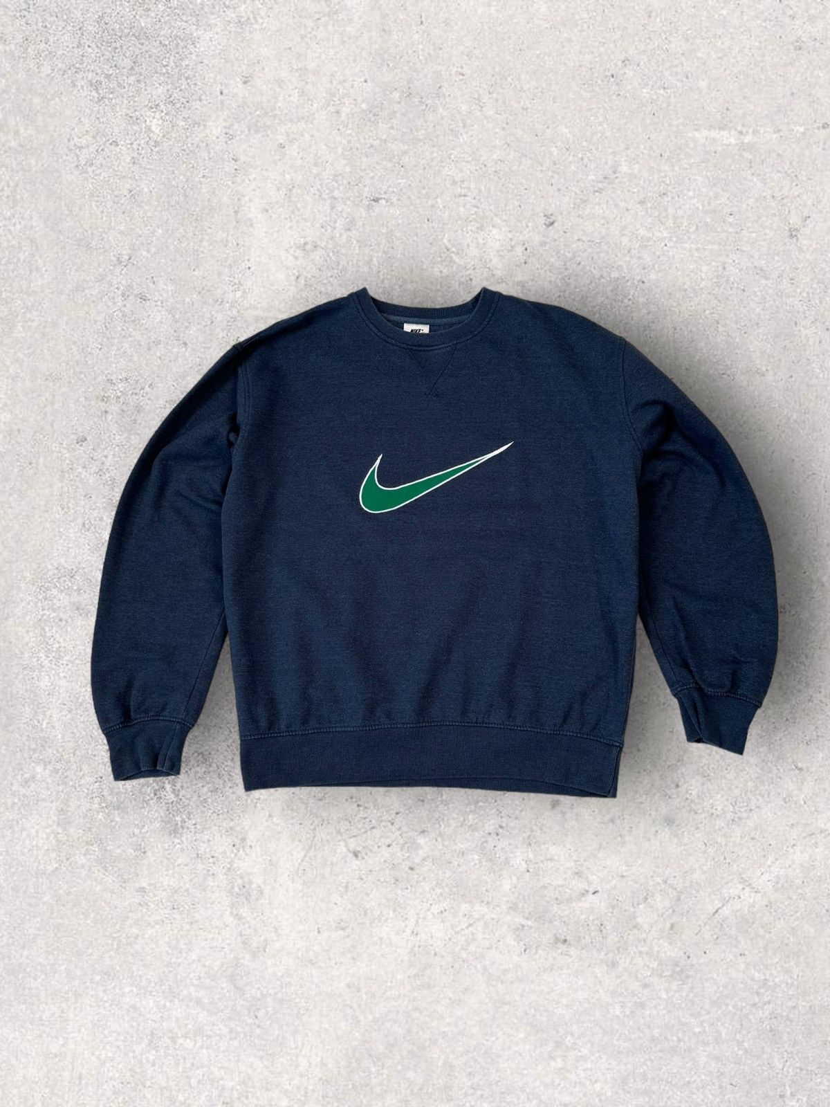 Nike Vintage Y2k Nike Big Swoosh Sweatshirt Size US S / EU 44-46 / 1 - 1 Thumbnail