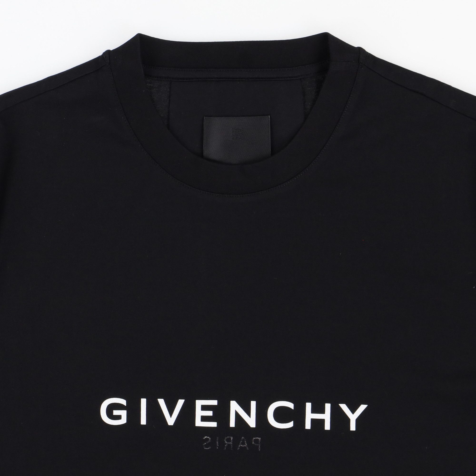 Givenchy Black Reverse Logo T-shirt Size US L / EU 52-54 / 3 - 5 Thumbnail