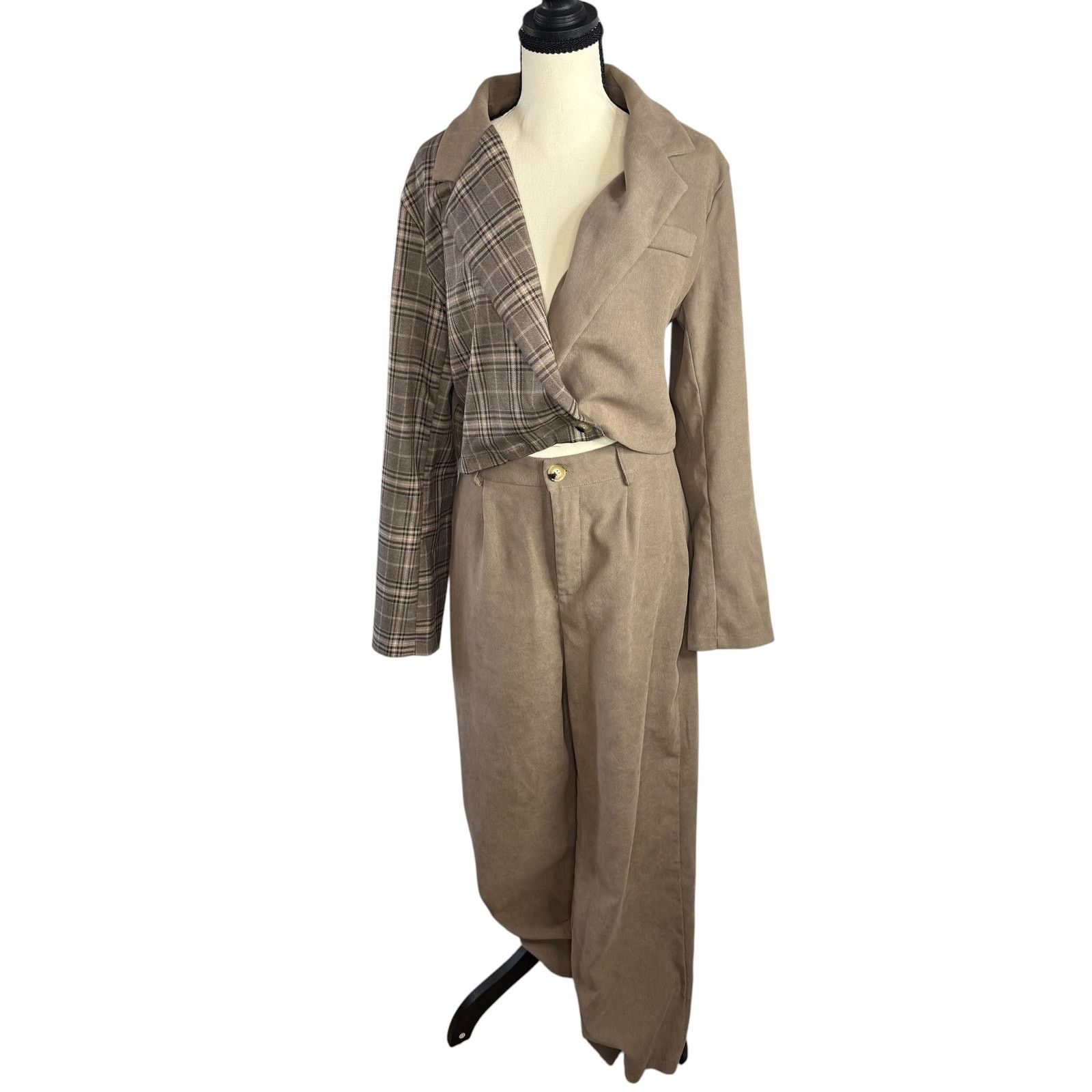 Shein SHEIN Brown Plaid Mixed Blazer Trouser Set Size 24" / US 00 / IT 34 - 1 Thumbnail