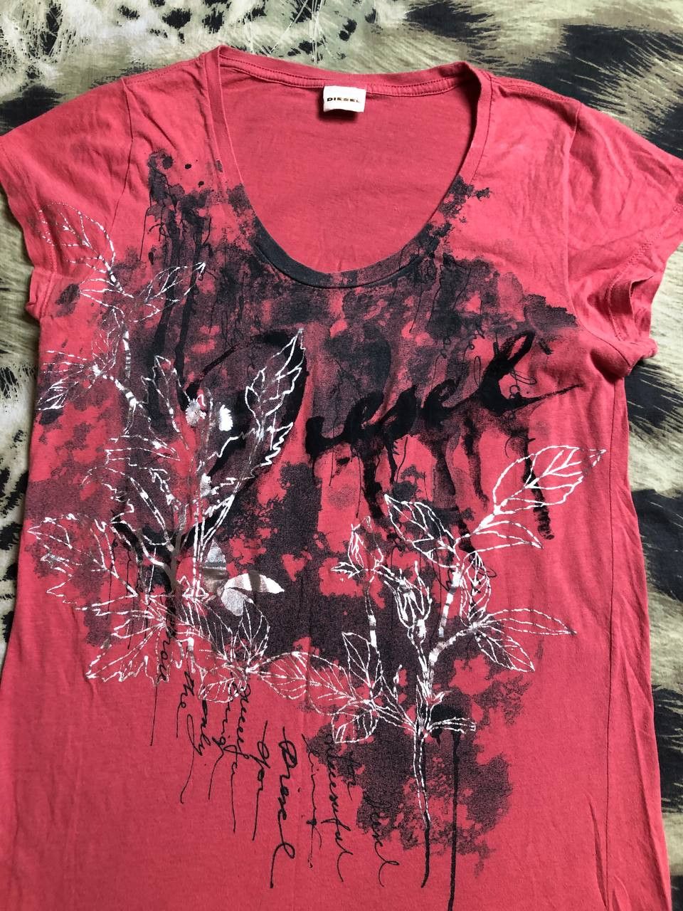 Diesel Vintage DIESEL Floral Print STREETWEAR T-SHIRTS Size XS / US 0-2 / IT 36-38 - 5 Thumbnail