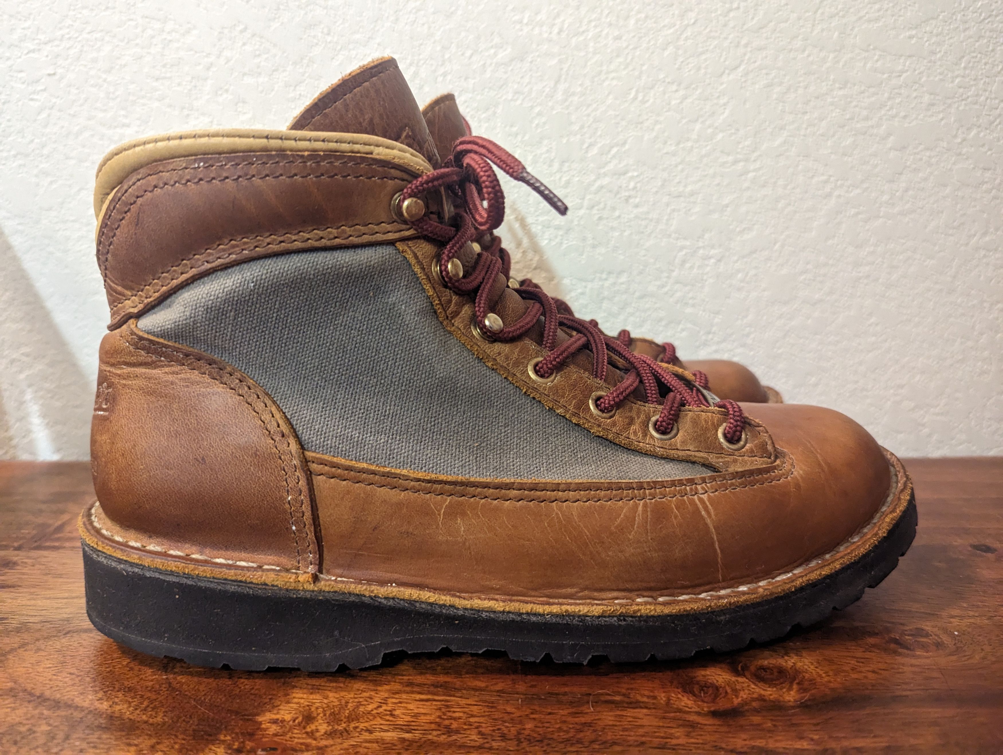Danner Danner Ridge Tan/Grey Hiking Boots | Grailed