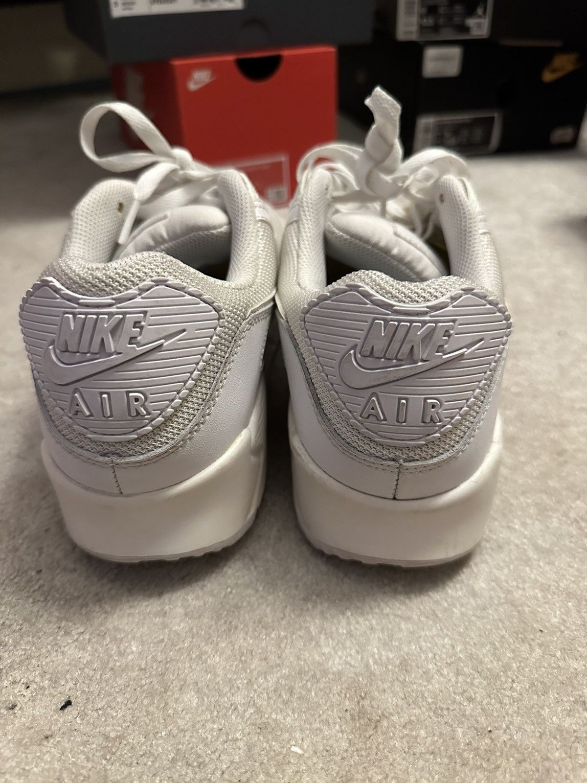 Nike Used Air Max 90 ‘Triple White’ Size US 9.5 / EU 42-43 - 4 Thumbnail