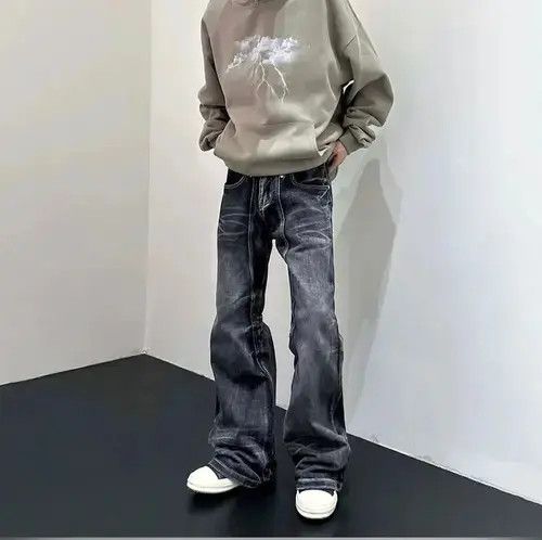 Japanese Brand Honeycomb Loose Flare Leg Vintage Design Jeans Size US 34 / EU 50 - 1 Thumbnail