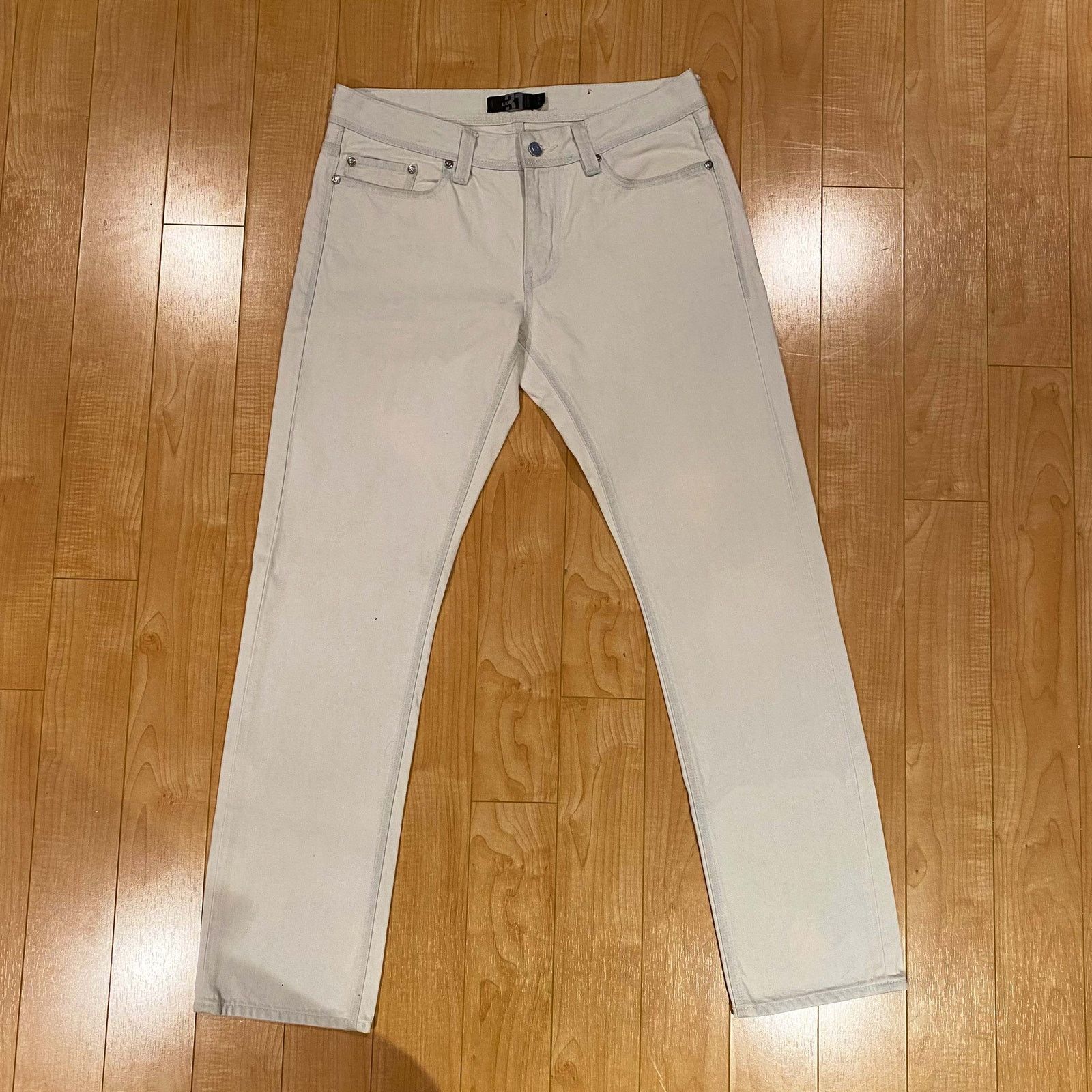 Simons Le 31 White Denim Jeans