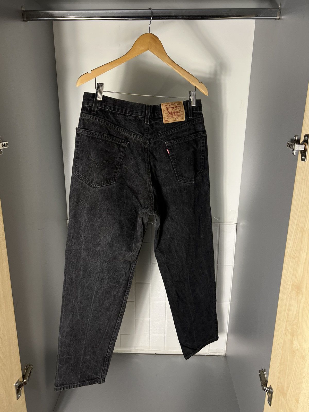 Levi's Vintage Clothing VINTAGE LEVIS 550 MADE IN USA DENIM JEANS RETRO CASUAL 90s Size US 36 / EU 52 - 14 Thumbnail