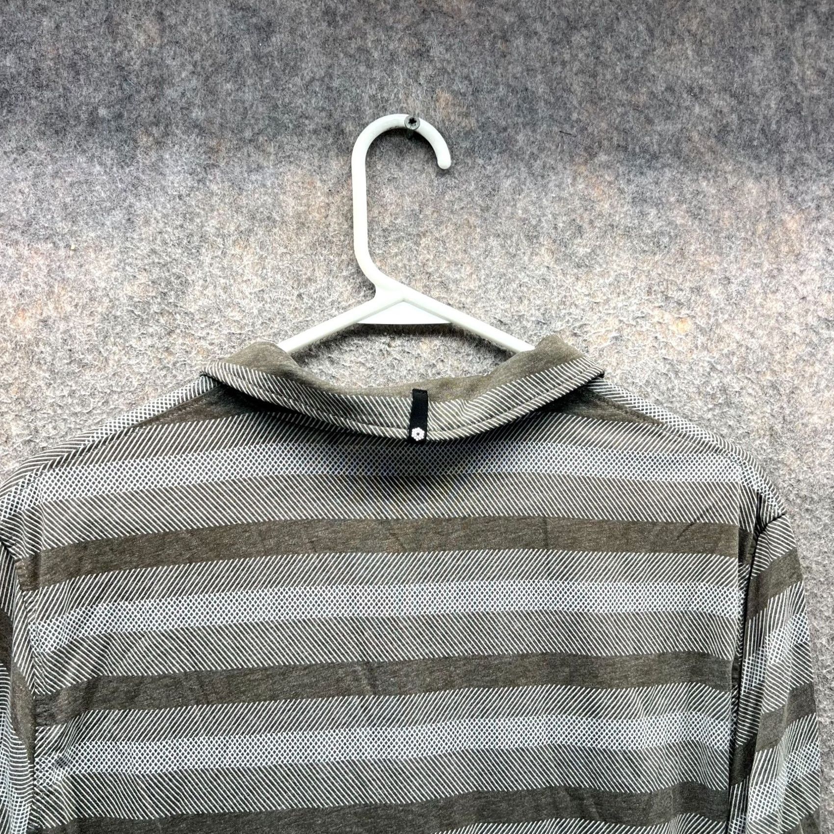 Puma VINTAGE Puma Polo Shirt Mens Large Gray Stripes Golf Preppy Performance Stretch Shirt Size US L / EU 52-54 / 3 - 6 Thumbnail