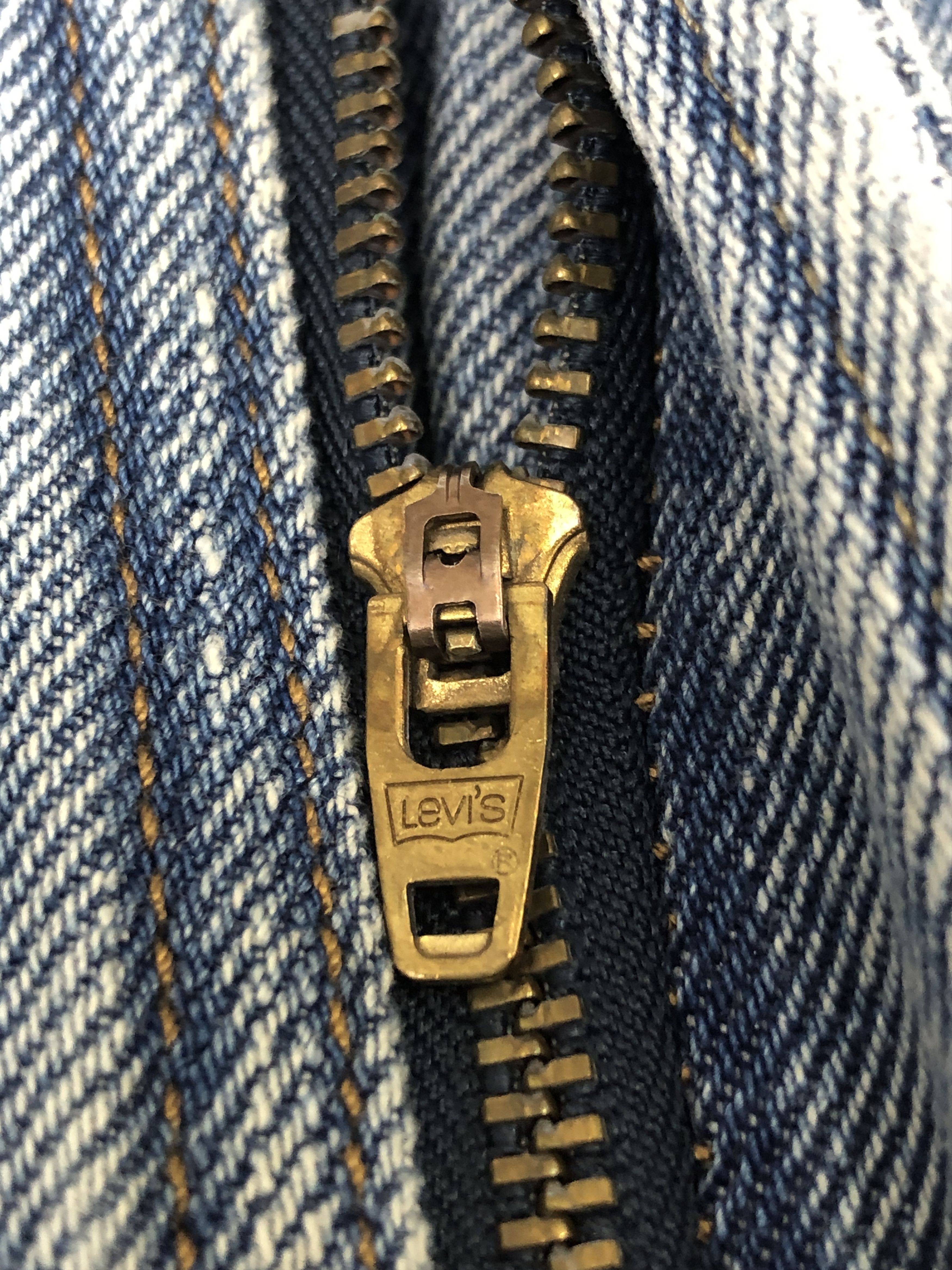 Levi's × Vintage Vintage Levis 505 Light Washed Jeans Size US 31 - 14 Thumbnail