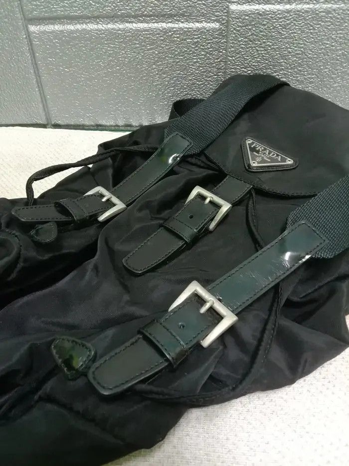 Prada Authentic Prada Nylon Backpack Like New Size ONE SIZE - 10 Thumbnail