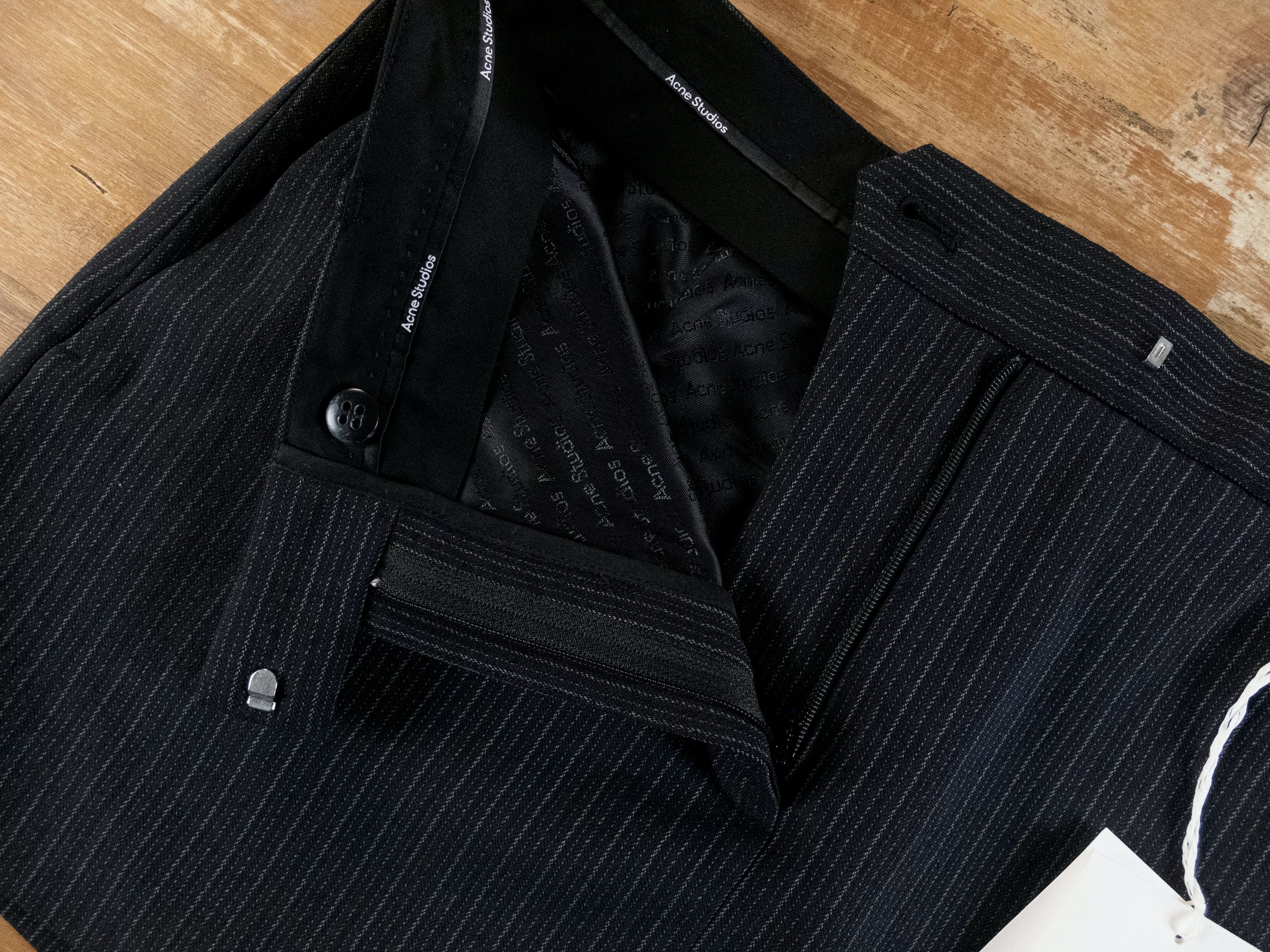Acne Studios ACNE STUDIOS black striped wool mini skirt Size 6 US / 38 Size 28" / US 6 / IT 42 - 7 Thumbnail