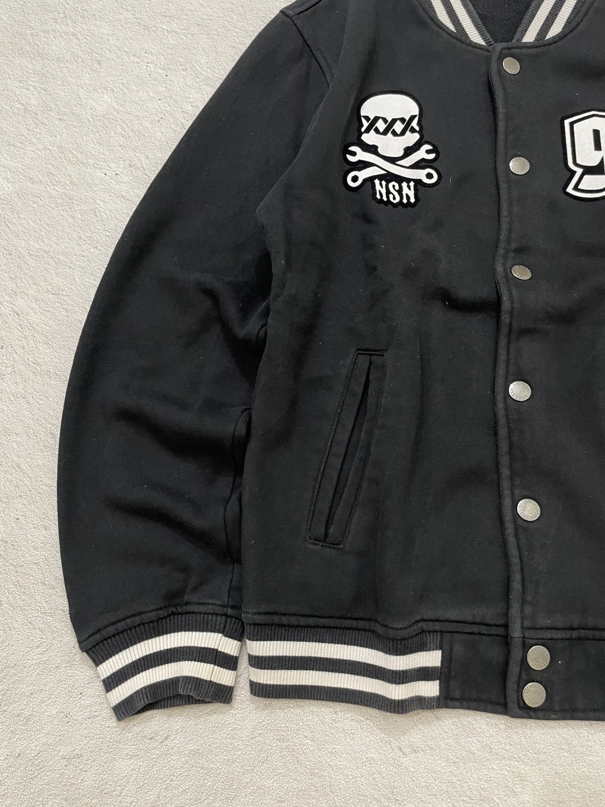 Japanese Brand 2000s Varsity Rebel Blok Logo Skull Gothic Y2K Japanese LGB Size US L / EU 52-54 / 3 - 4 Thumbnail