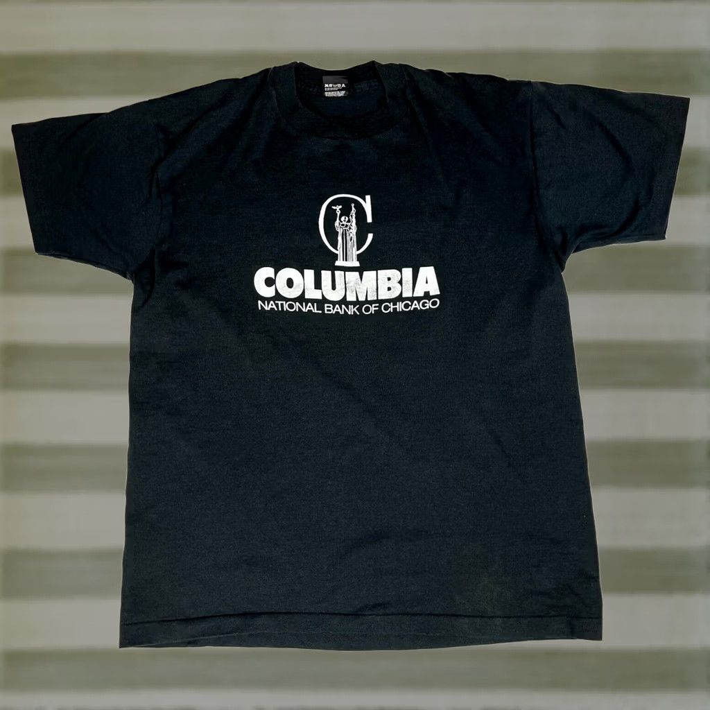 Vintage VINTAGE Columbia National Bank of Chicago T-Shirt Double-Sided XL Mens 90s Black Screen Stars Best Size XL Size US XL / EU 56 / 4 - 1 Thumbnail
