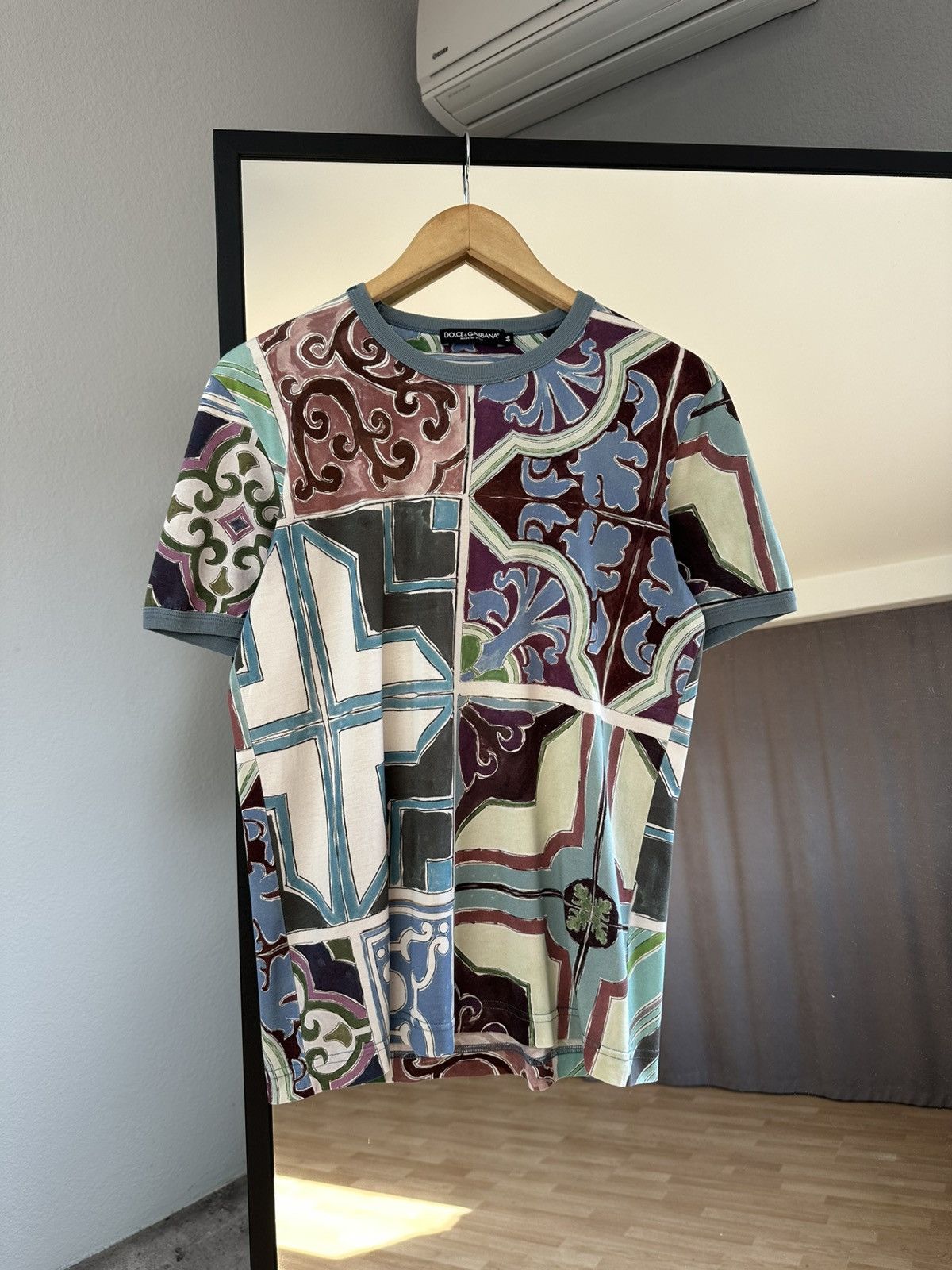 Dolce & Gabbana Vintage Dolce & Gabbana Artisanal Art Print T-Shirt 00’s Size US S / EU 44-46 / 1 - 3 Thumbnail