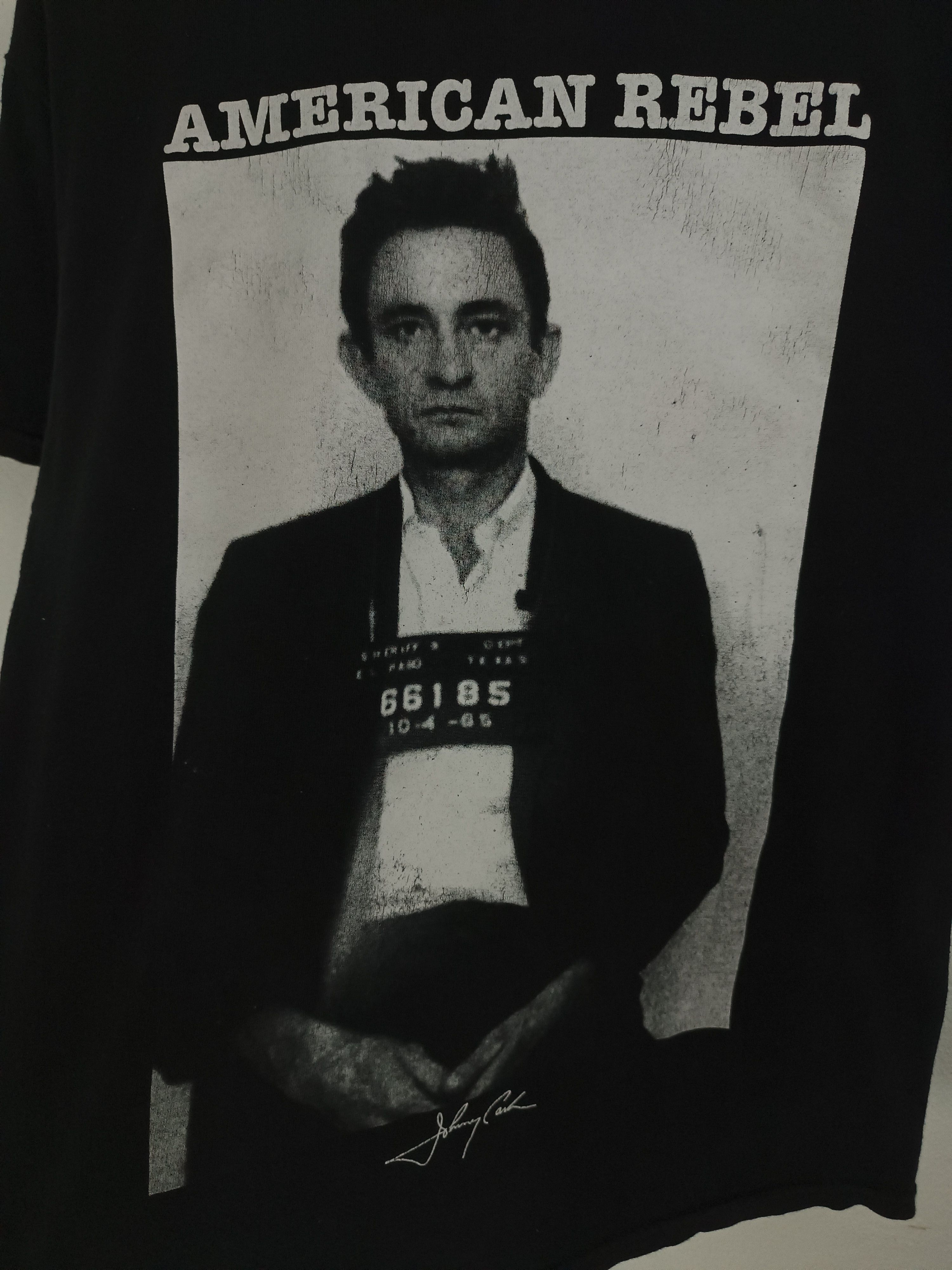 Band Tees VINTAGE JOHNNY CASH AMERICAN REBEL TEE elvis willie dylan Size US M / EU 48-50 / 2 - 9 Thumbnail