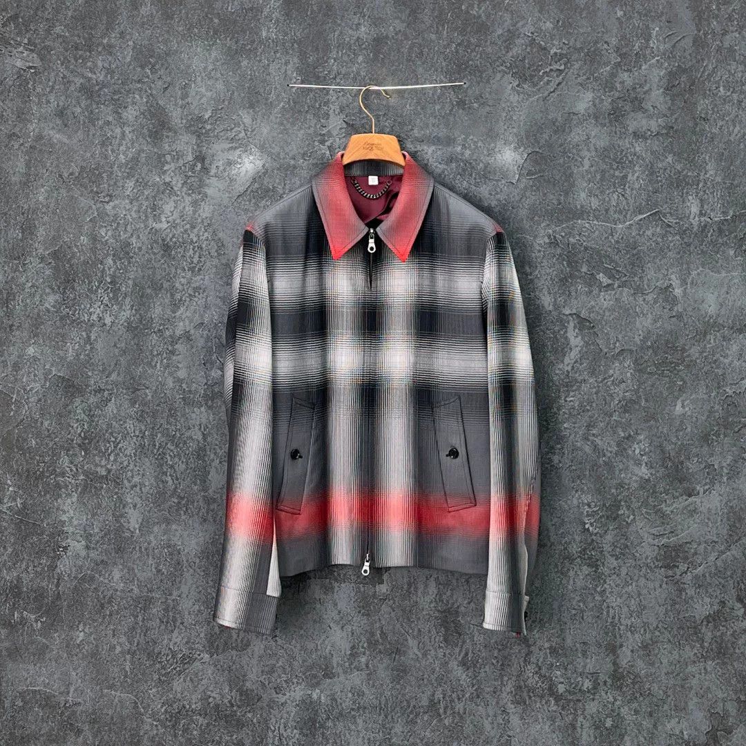 Burberry Burberry Plaid Gray Light Jacket m Men Size US M / EU 48-50 / 2 - 1 Thumbnail