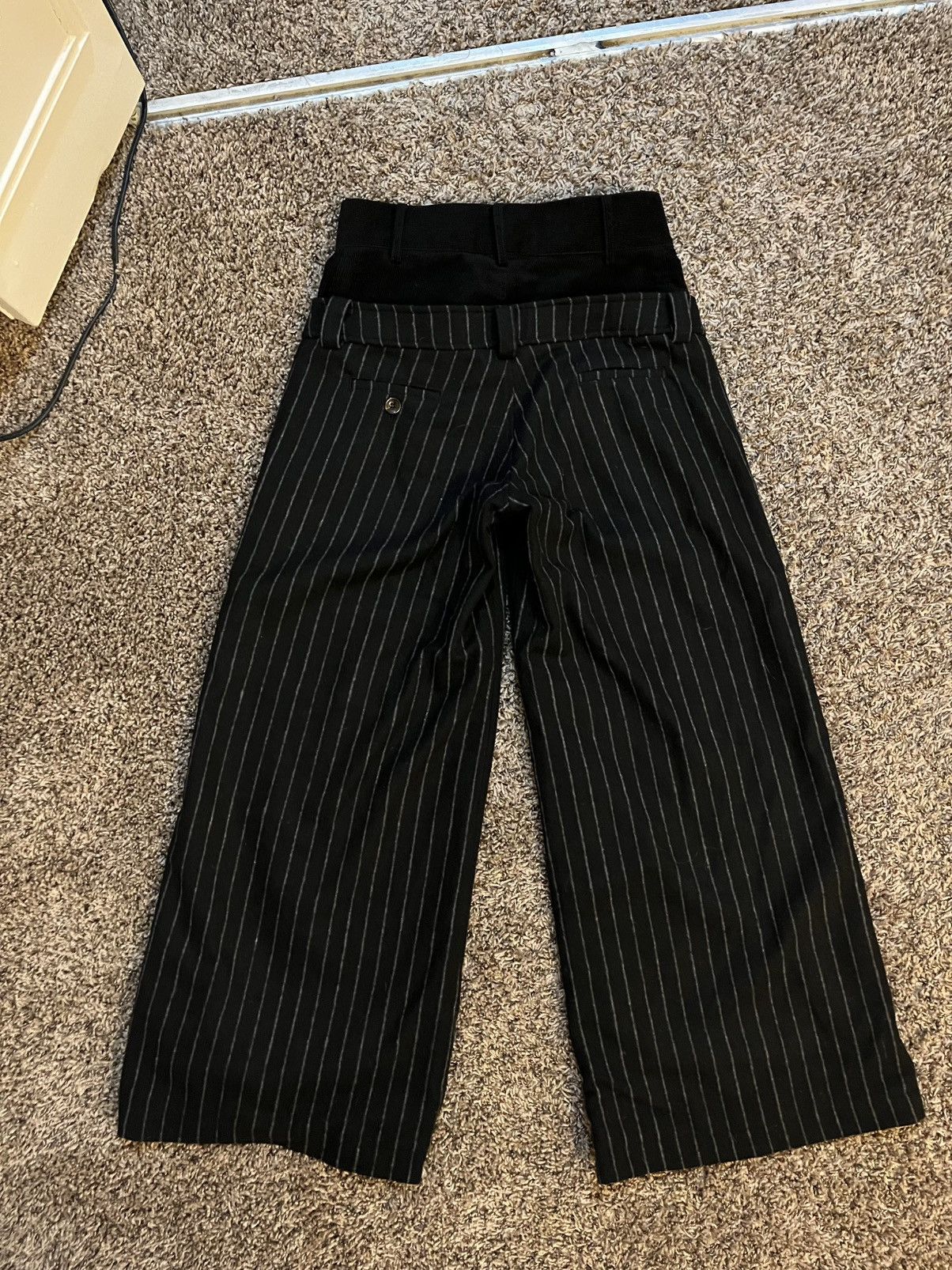 basketcase gallery Basketcase gallery pinstripe double waisted trousers Size US 28 / EU 44 - 2 Thumbnail