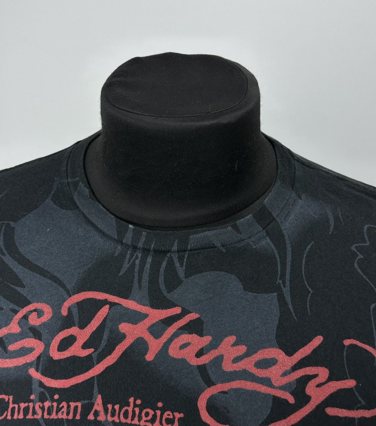 Ed Hardy Ed Hardy bulldog big logo T-shirt y2k tee Made In USA Size L Size US L / EU 52-54 / 3 - 2 Thumbnail