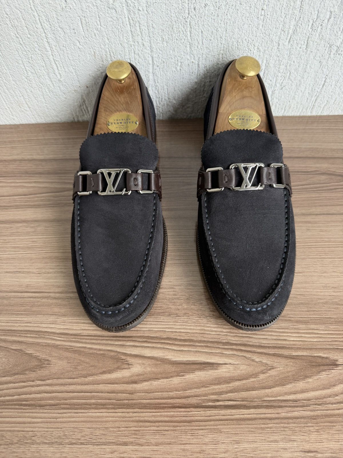 Louis Vuitton Suede major loafers Size US 7.5 / EU 40-41 - 4 Thumbnail