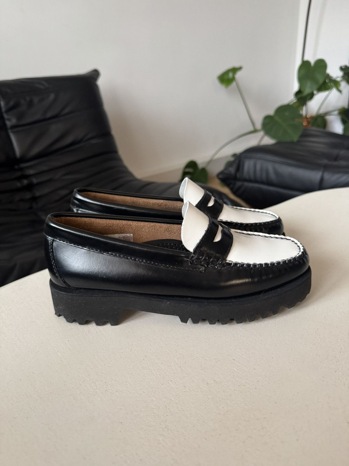 GH Bass Weejuns Loafers Leather Black White Casual Shoes