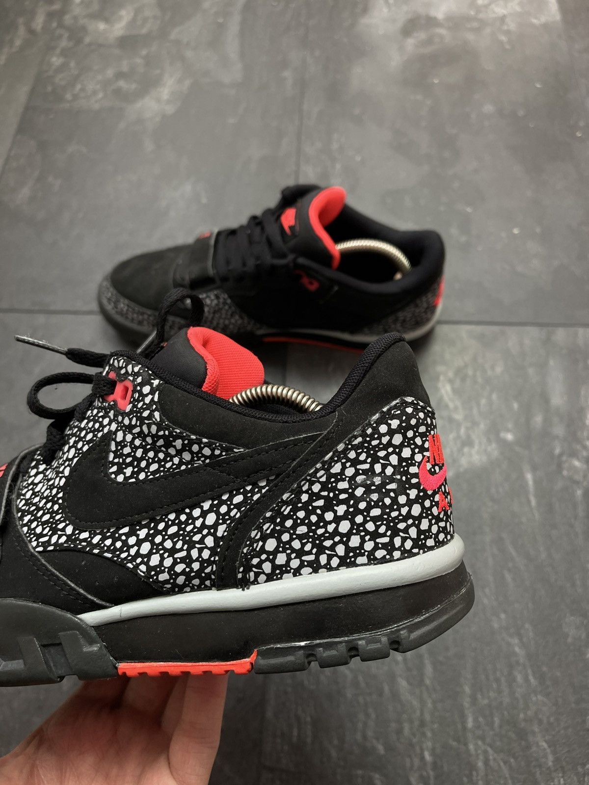 Nike × Streetwear × Vintage Nike Air Trainer 1 Low ST Black Safari Laser Crimson Size US 7 / EU 40 - 9 Thumbnail