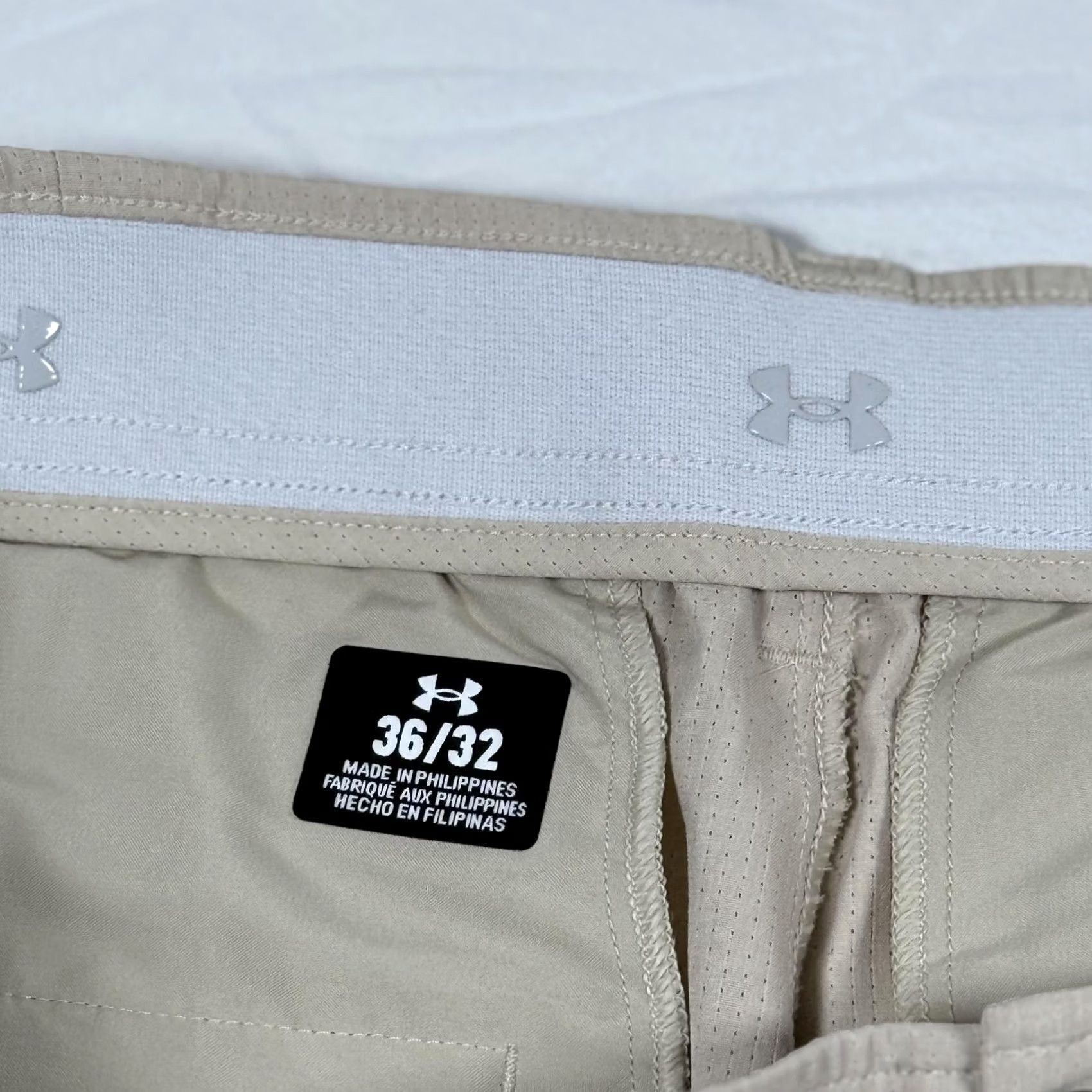 Under Armour Under Armour Golf Pants Mens 36x32 Beige Elastic Waist 100% Polyester Khakis Pockets Inseam 32 Golfcore Nike Size US 36 / EU 52 - 6 Thumbnail