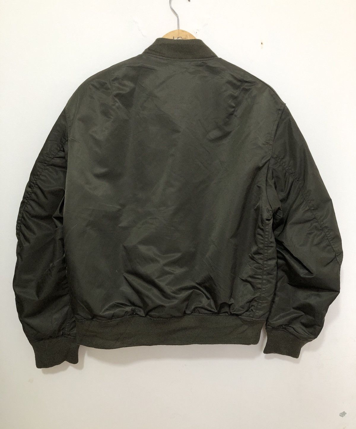 Uniqlo Uniqlo UUUU Bomber Jacket Size US L / EU 52-54 / 3 - 2 Thumbnail