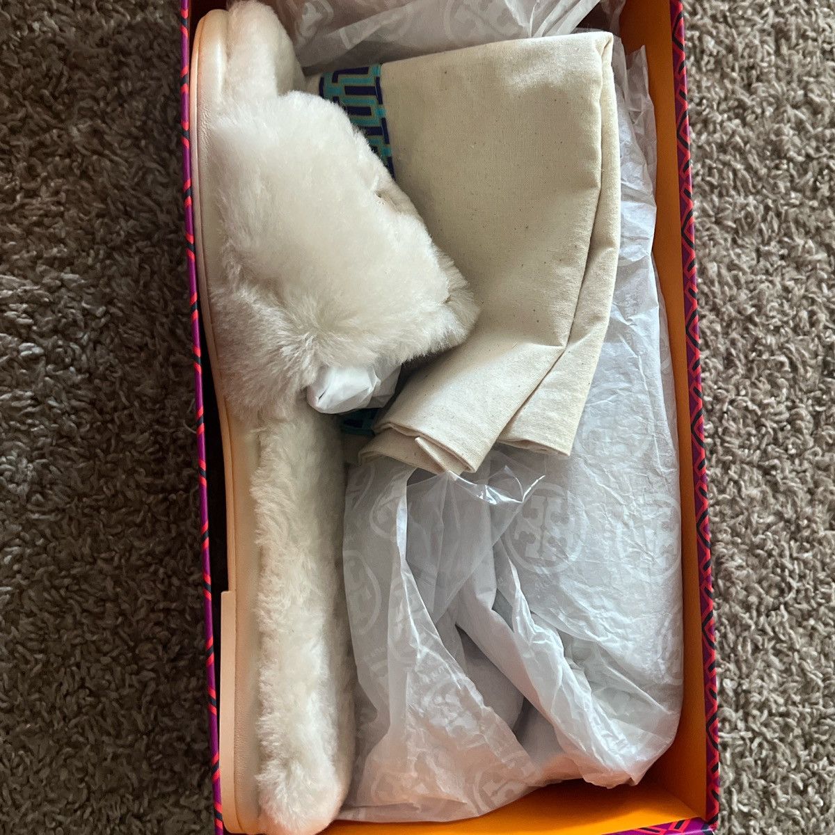 Tory Burch Brand New Tory Burch Shearling leather slides Size US 9 / IT 39 - 4 Thumbnail