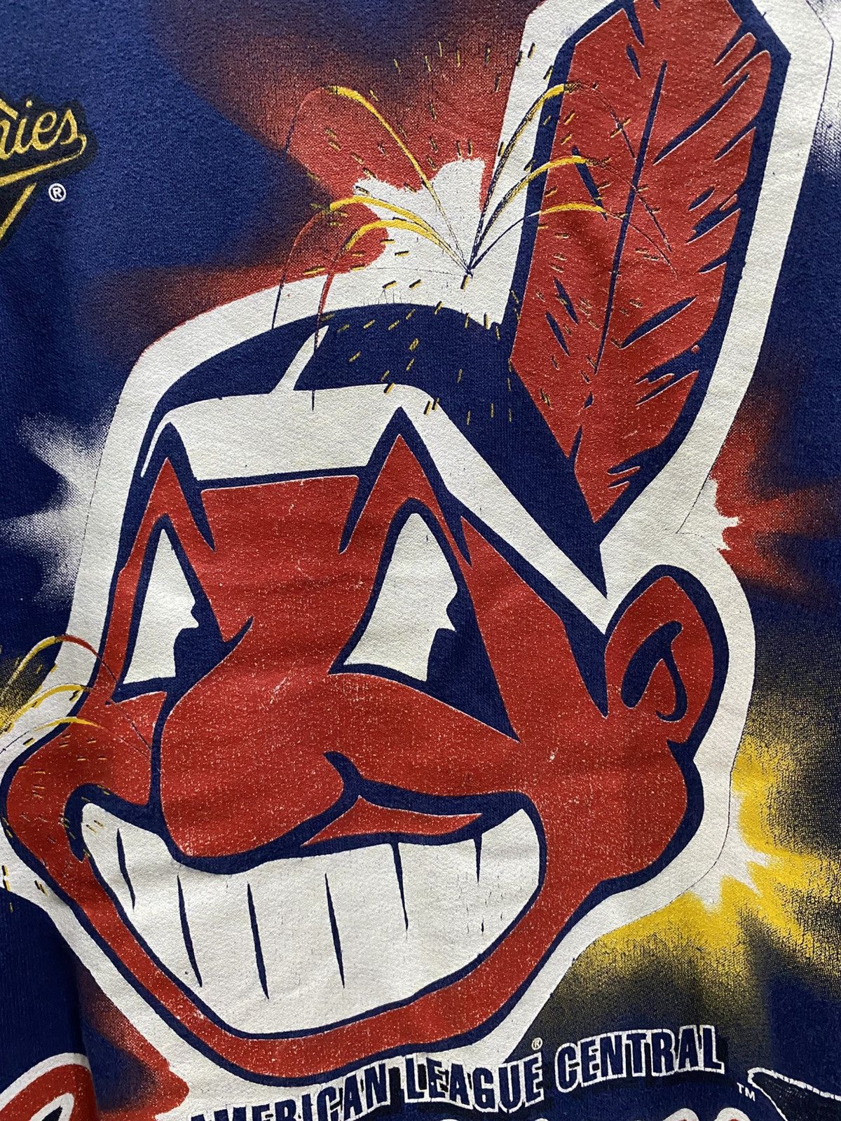 MLB Vintage 1995 mlb Indians Cleveland big logo sweatshirt Size US XL / EU 56 / 4 - 8 Thumbnail