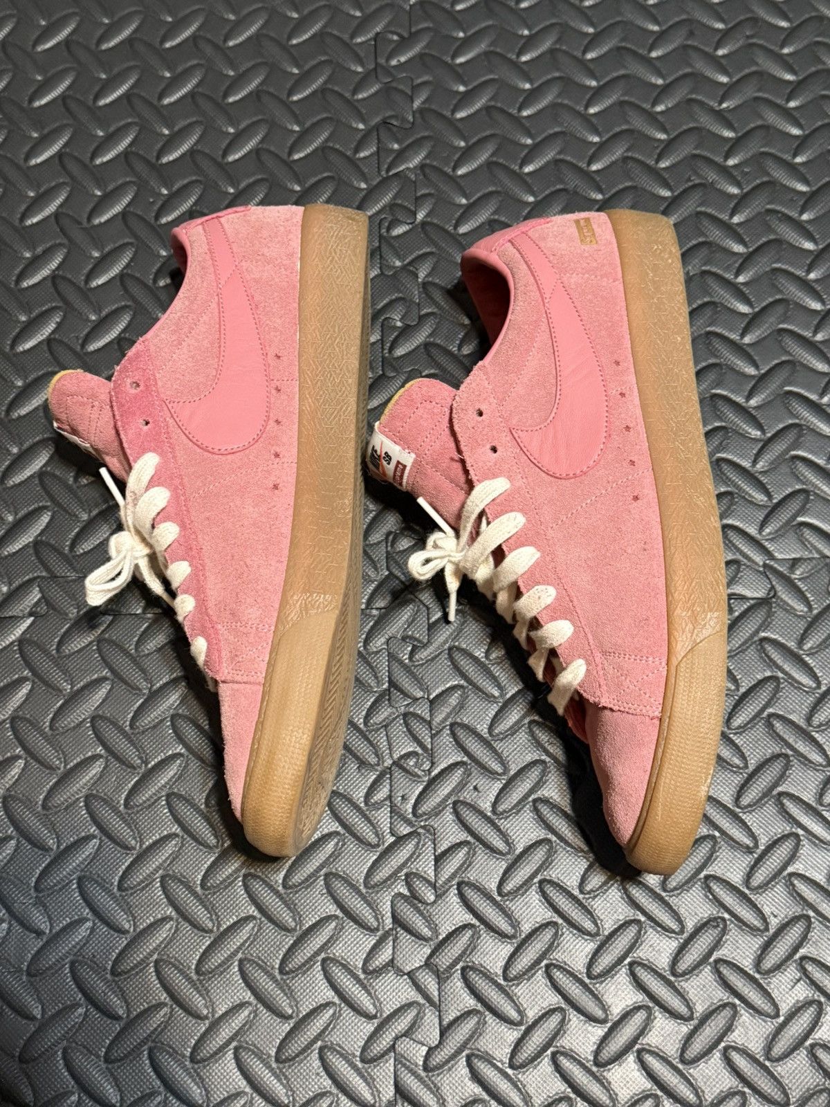 Supreme Supreme Blazer Lowe Pink Size US 12 / EU 45 - 3 Thumbnail