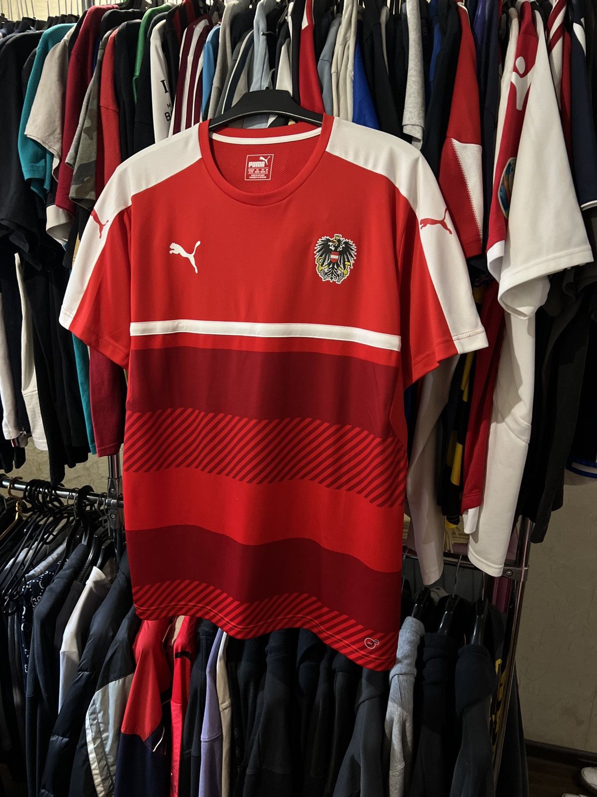Puma 2016/2017 PUMA AUSTRALIA TRAINING FOOTBALL SHIRT JERSEY XL Size US XL / EU 56 / 4 - 1 Thumbnail