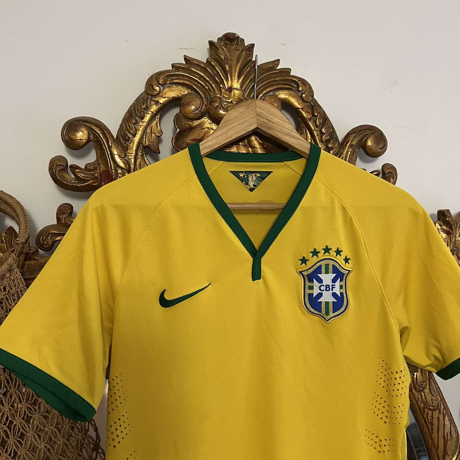 Nike NIKE BRAZIL HOME JERSEY MATCH WORN FIFA WORLD CUP 2014 Size US M / EU 48-50 / 2 - 4 Thumbnail