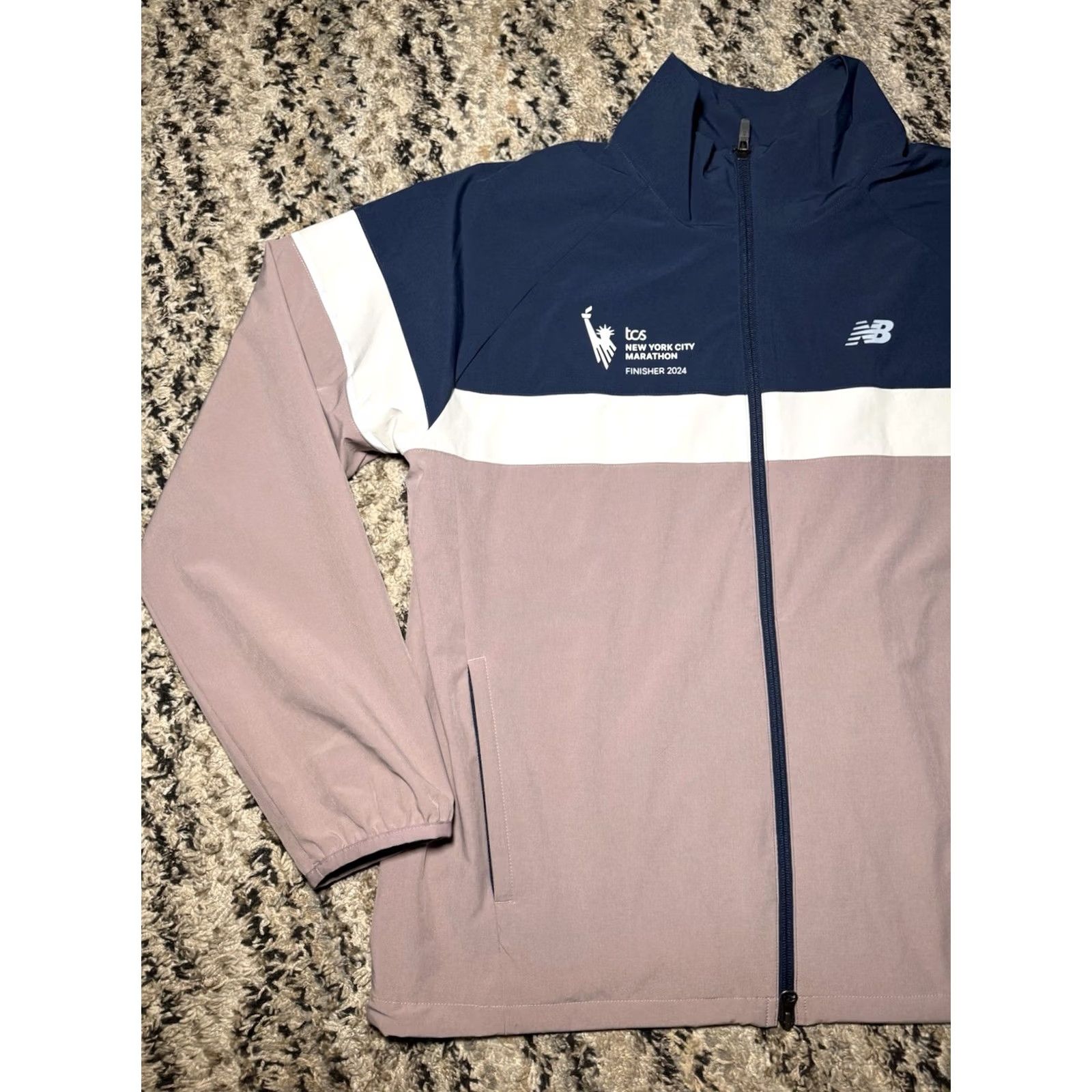 New Balance VINTAGE? No. 2024 TCS New York City Marathon Finisher Women New Balance Jacket Purple Large Size L / US 10 / IT 46 - 3 Thumbnail
