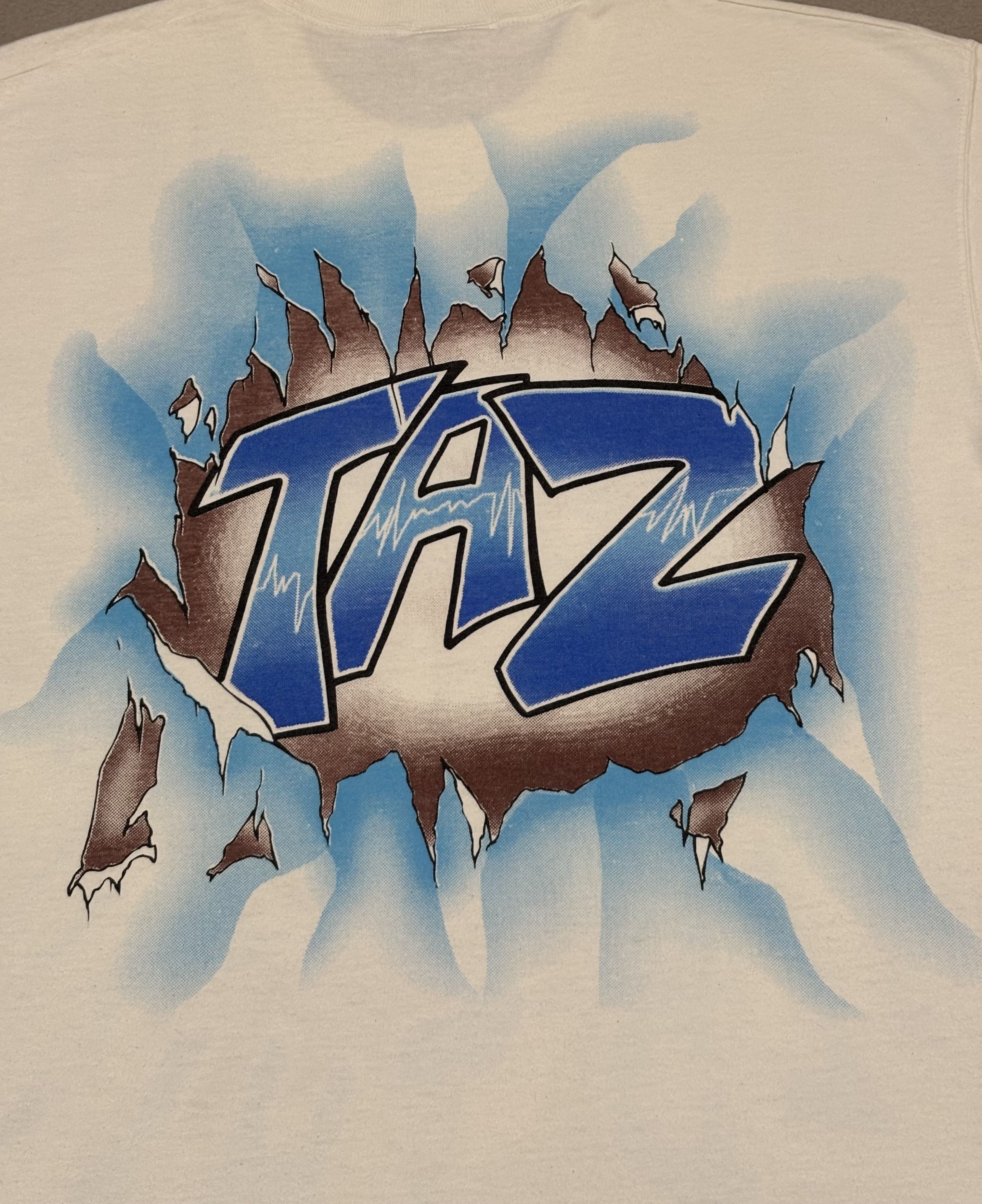 Warner Bros Looney Tunes Taz 1996 Warner Bros T-shirt vintage Size. L Size US L / EU 52-54 / 3 - 16 Thumbnail