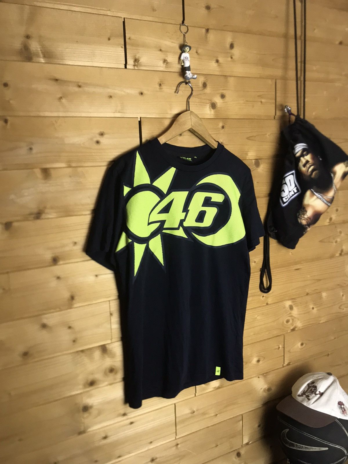 Formula 1 Valentino Rossi t-shirt Size US M / EU 48-50 / 2 - 1 Thumbnail