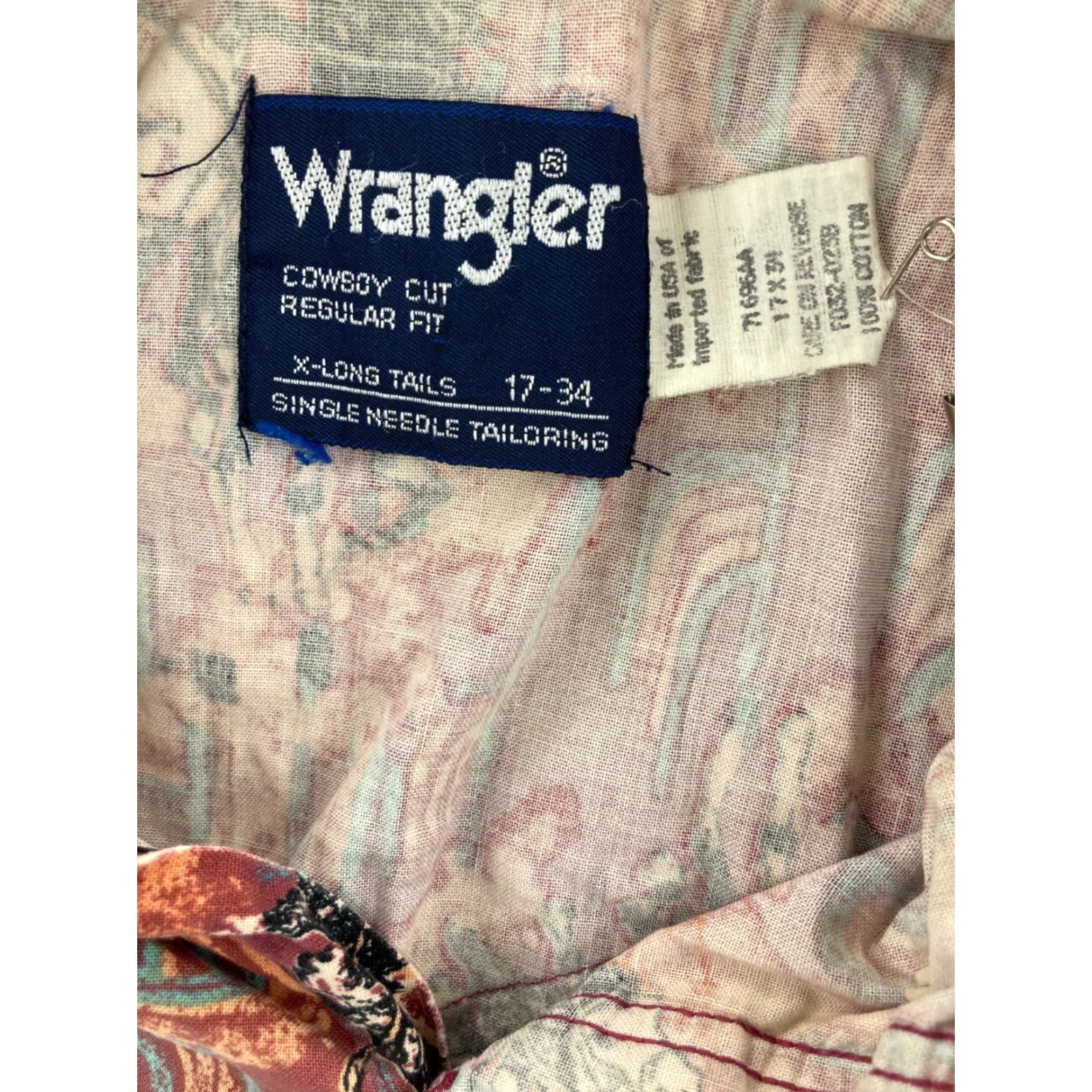 Wrangler VINTAGE Wrangler Western Shirt Cowboy Cut MENS 17 34 Horse Print Red PolyCotton Button-Up Cowboy Western Mens Shirt Size US XL / EU 56 / 4 - 4 Thumbnail