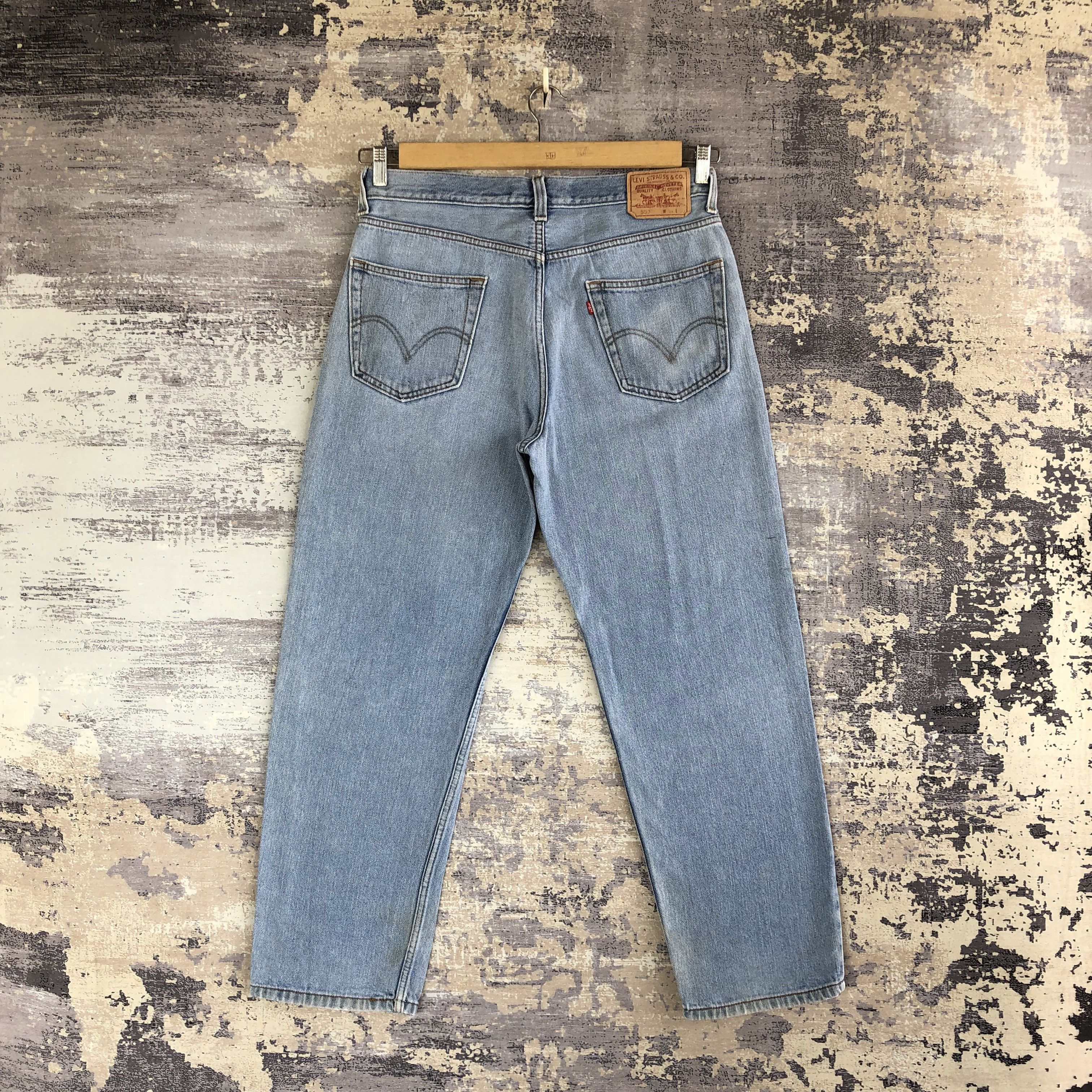 Levi's Vintage Levis Sun Faded Dirty Jeans Levi's Light Wash Denim Size US 34 / EU 50 - 2 Thumbnail