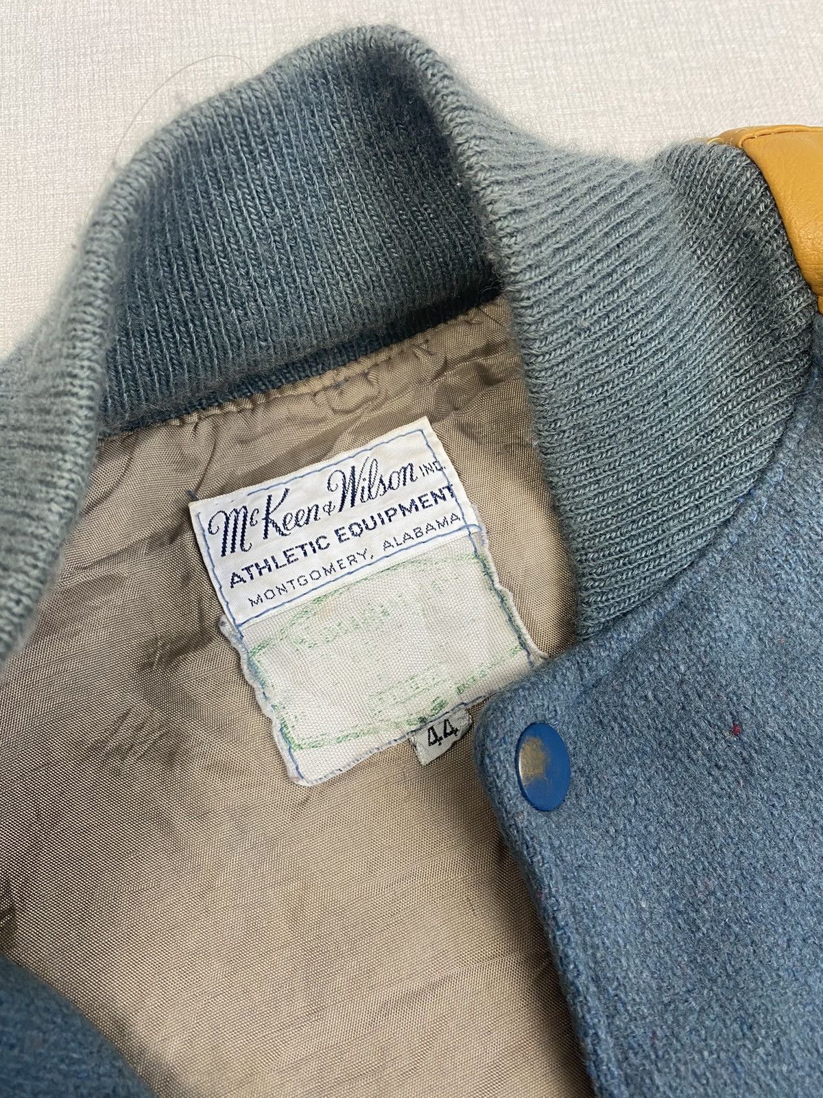 Vintage Vintage McKeen&Wilson High School Varsity Bomber Jacket 44 Size US L / EU 52-54 / 3 - 4 Thumbnail