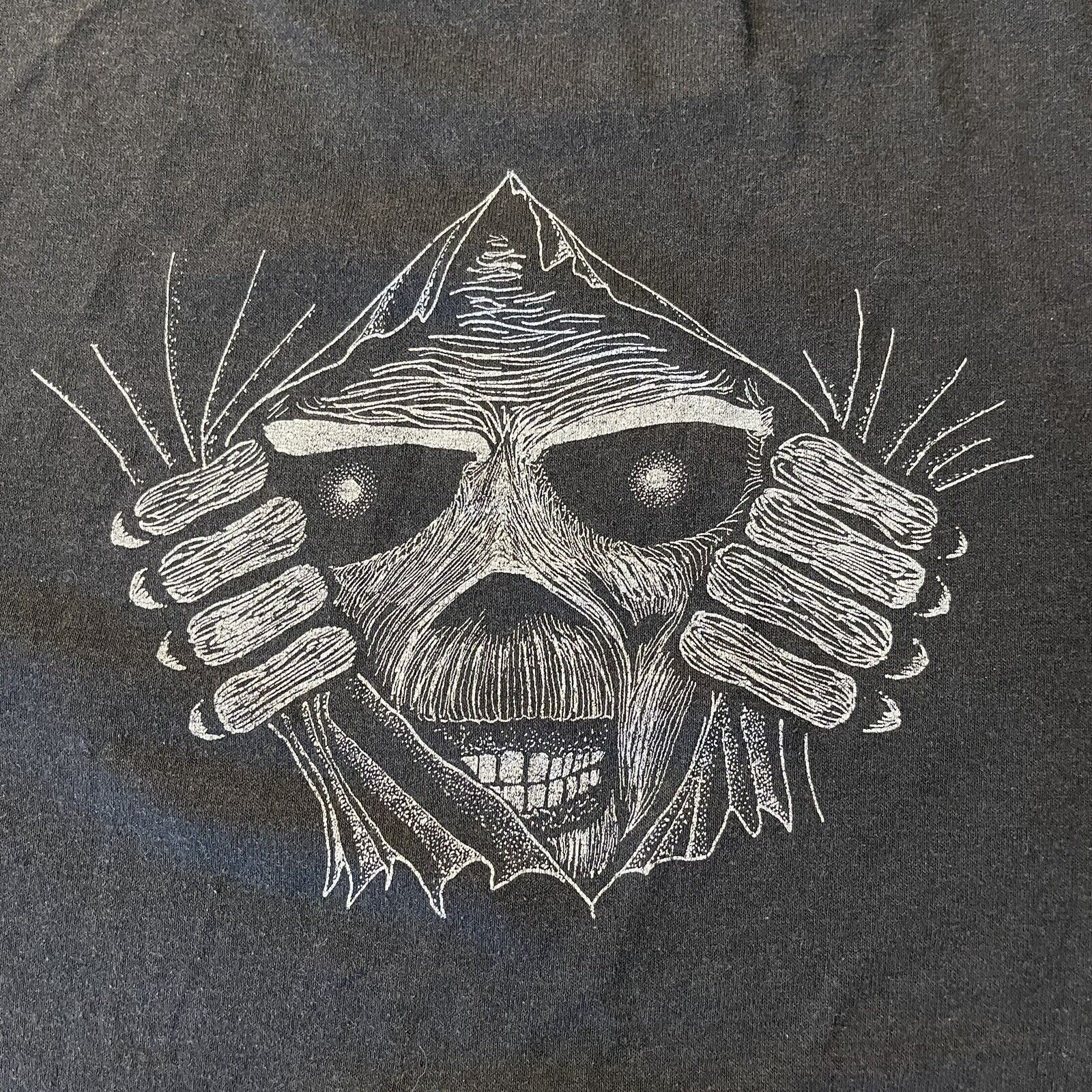Vintage Vtg Iron Maiden Mummy T-Shirt M Faded Black Maiden Voyage Size US M / EU 48-50 / 2 - 10 Thumbnail