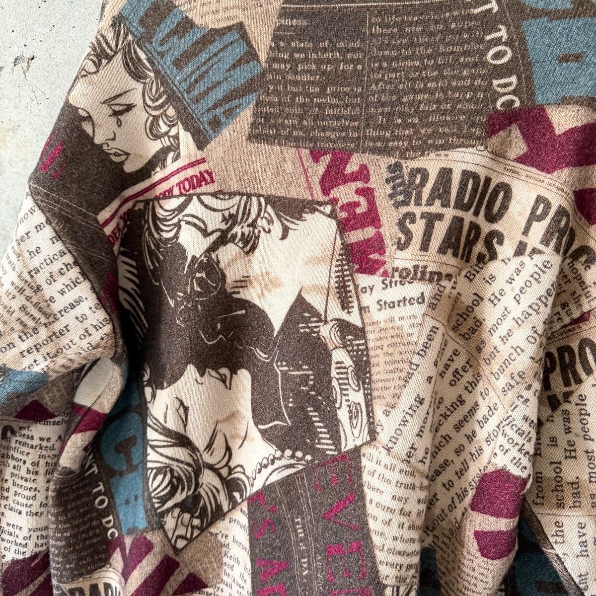 Moschino Moschino Couture Newspaper Print Virgin Wool Knit Sweater Size US M / EU 48-50 / 2 - 3 Thumbnail