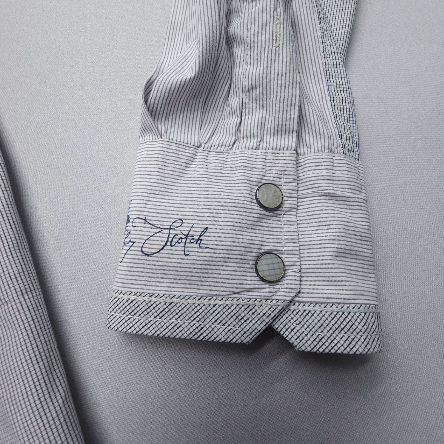 Scotch & Soda Scotch & Soda Amsterdam Button Up Shirt Mens Small Gray Striped Snap Cuffs Size US S / EU 44-46 / 1 - 5 Thumbnail
