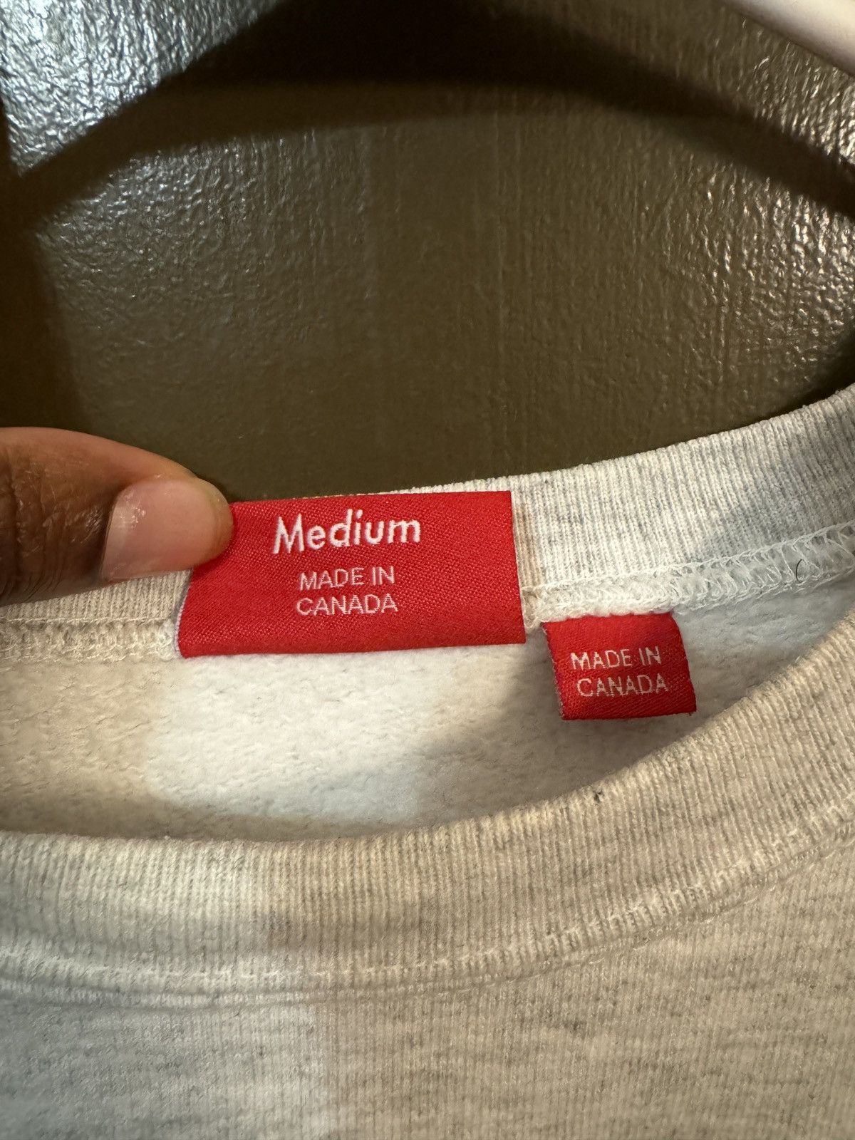 Supreme Supreme Futura Logo Crewneck Size US M / EU 48-50 / 2 - 4 Thumbnail