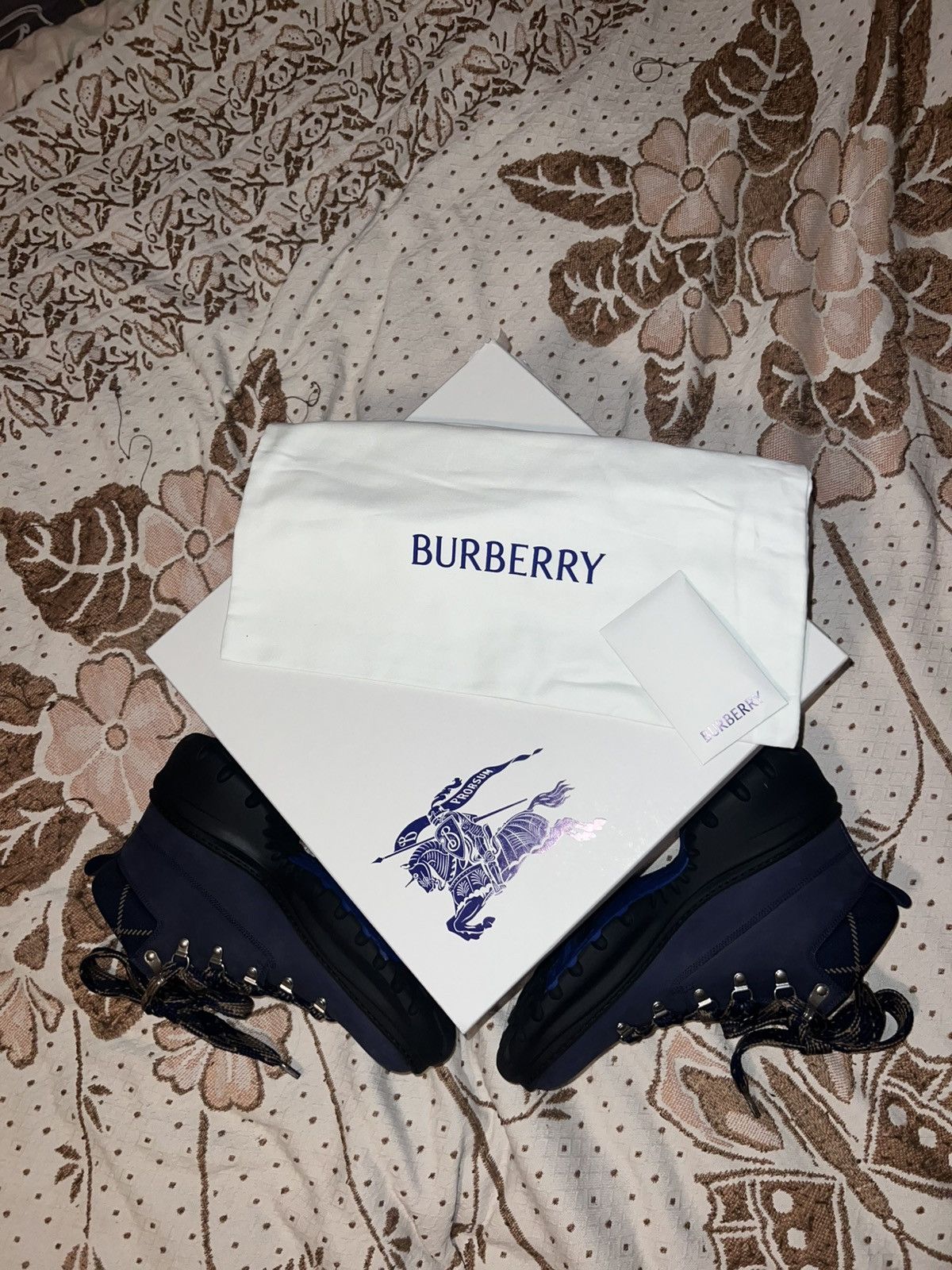 Burberry Burberry Nubuck Scoot Hike Boots Size US 11 / EU 44 - 8 Thumbnail